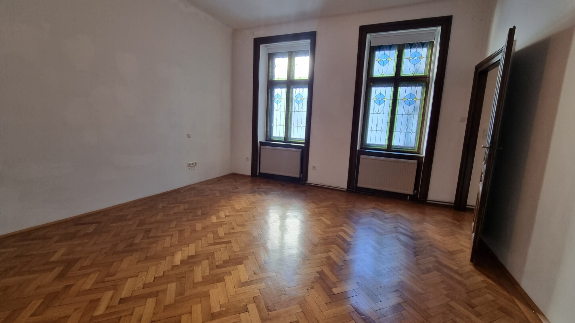 Altbauwohnung, 3 Zimmer, Schottenfeldgasse - WG geeignet
