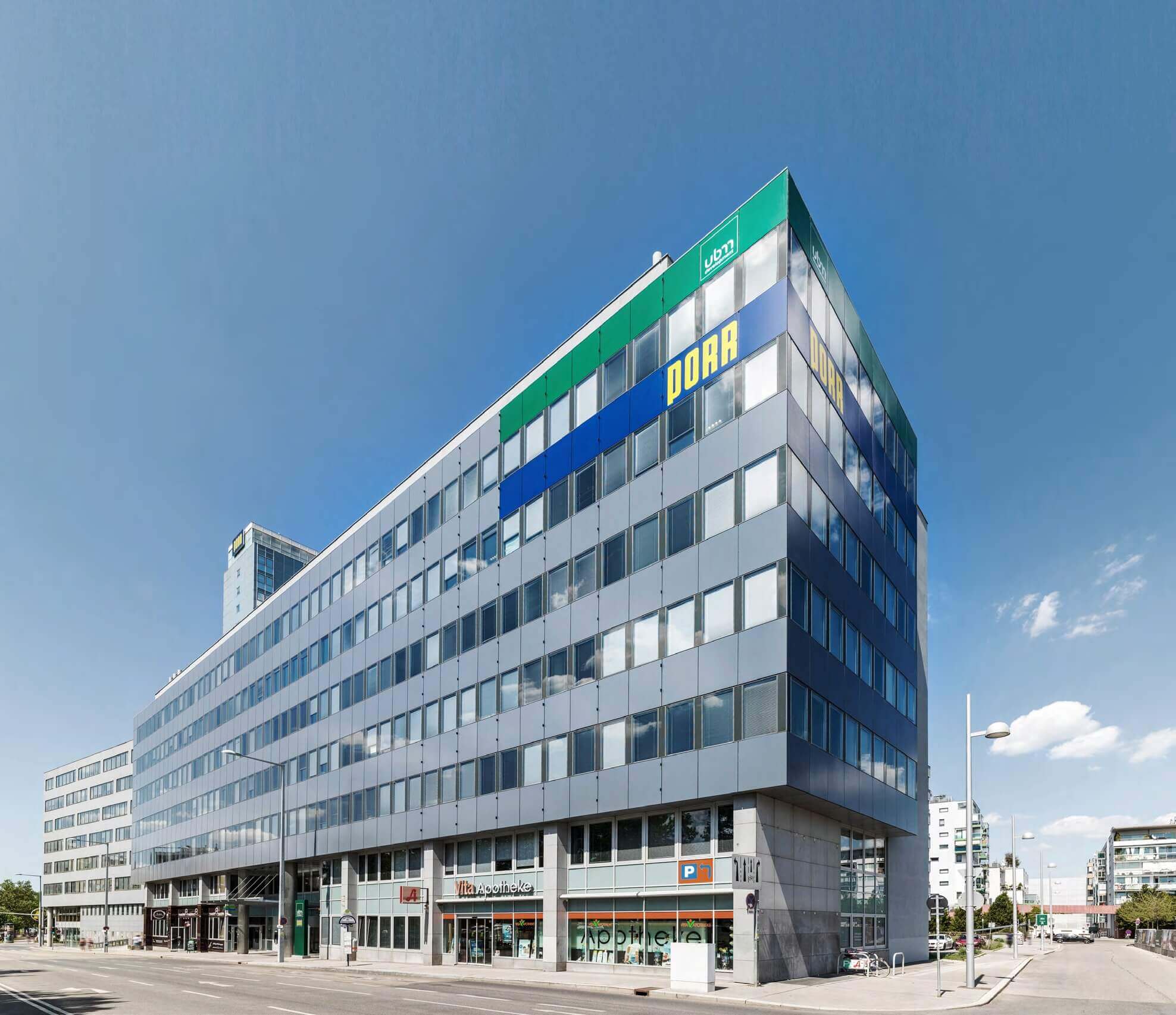 Möbliertes Terrassenbüro im Office Provider