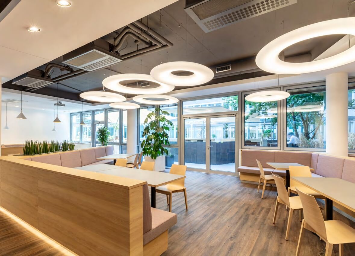 Möbliertes Terrassenbüro im Office Provider