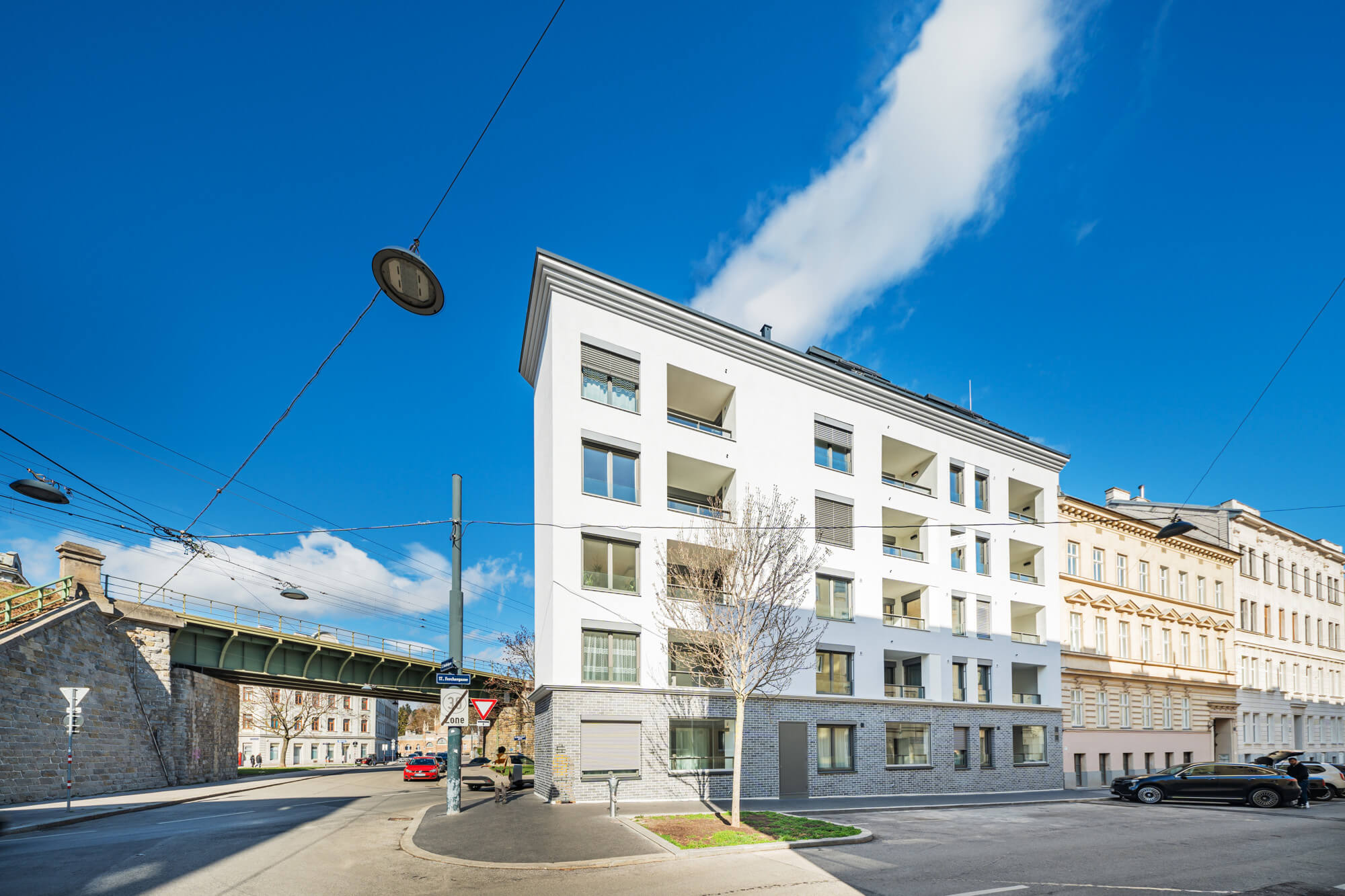 First occupancy in a central Dornbach location