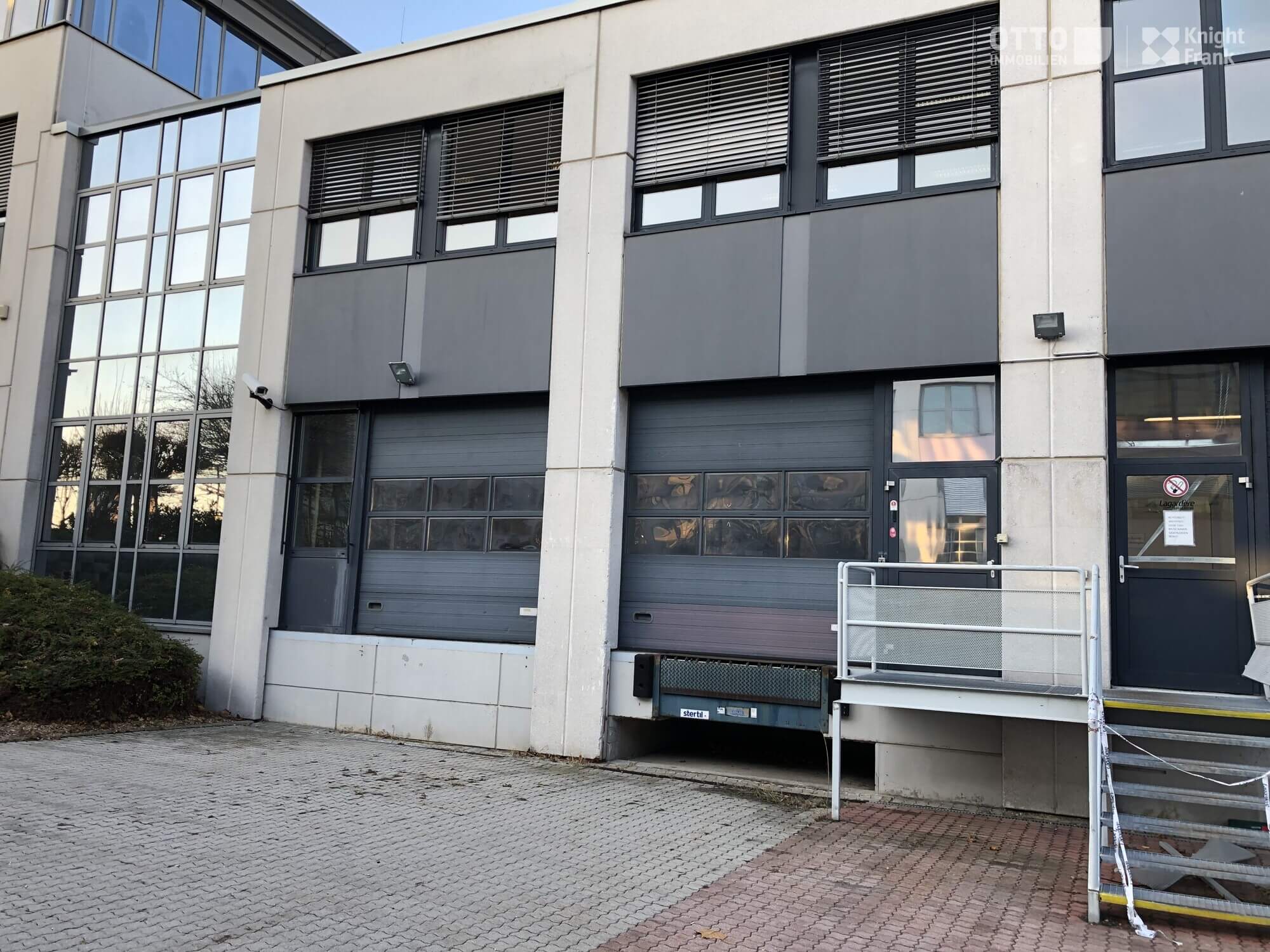 Moderne Lagerflächen an der S1