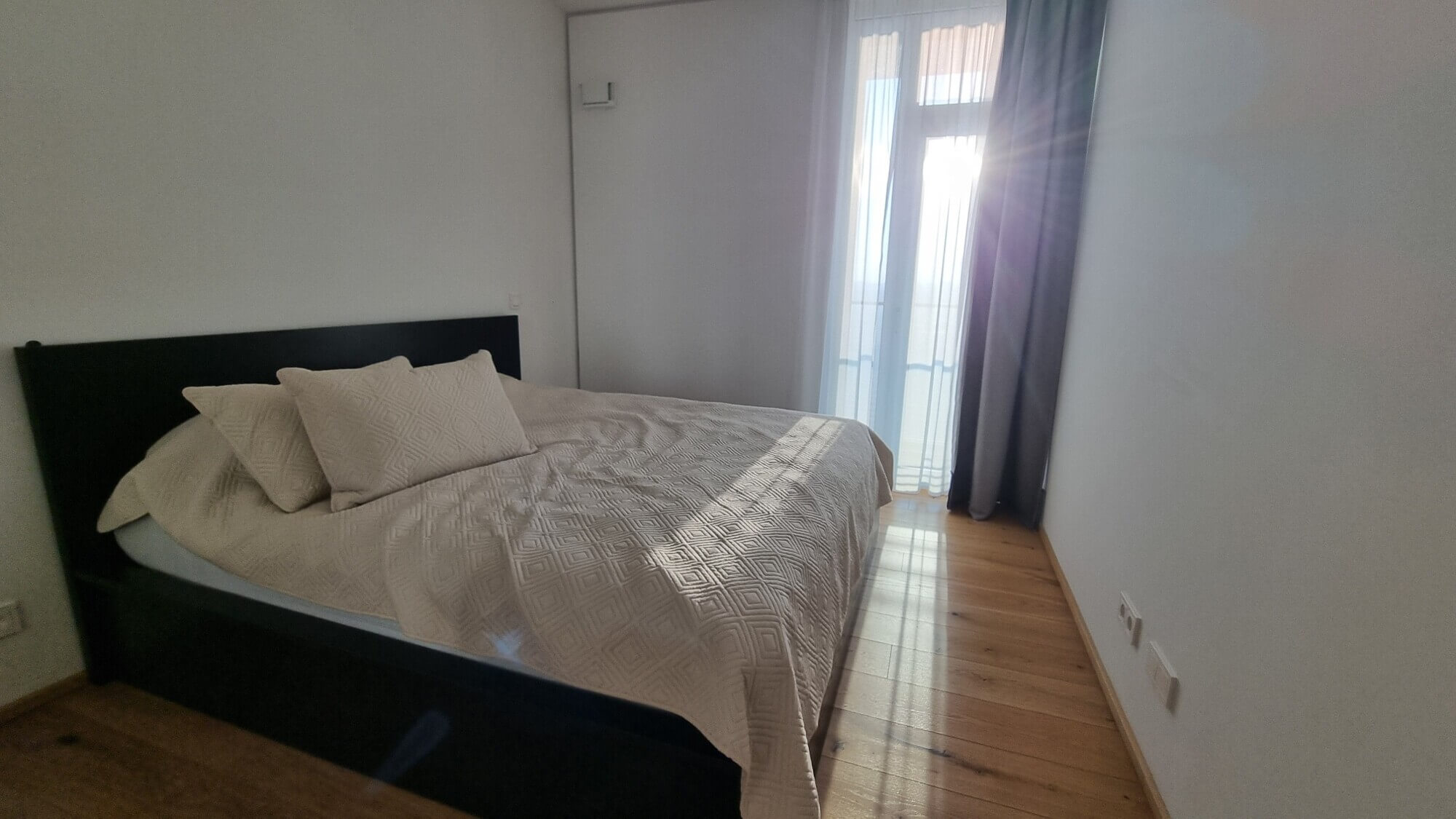 23rd floor – TrIIIple – fully furnished – for ren