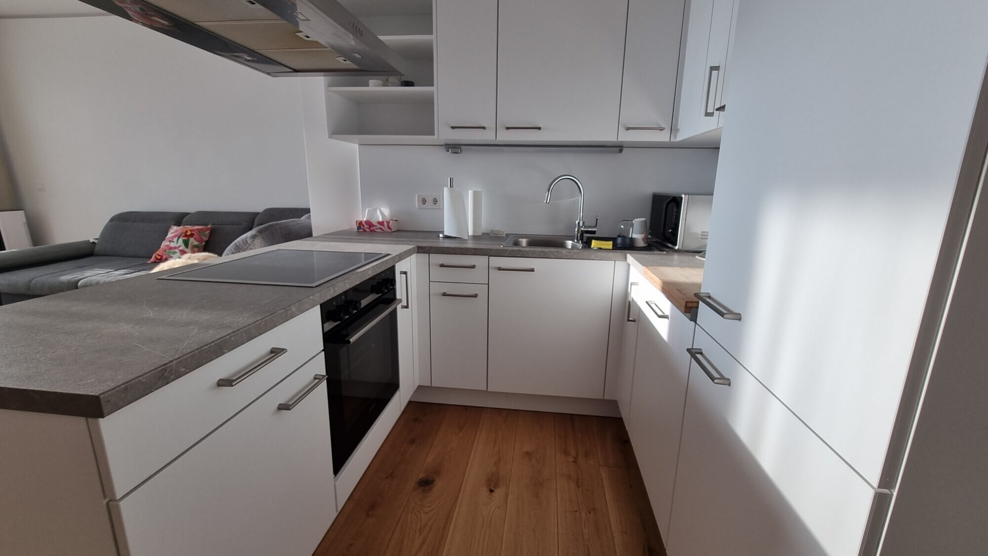 23rd floor – TrIIIple – fully furnished – for ren