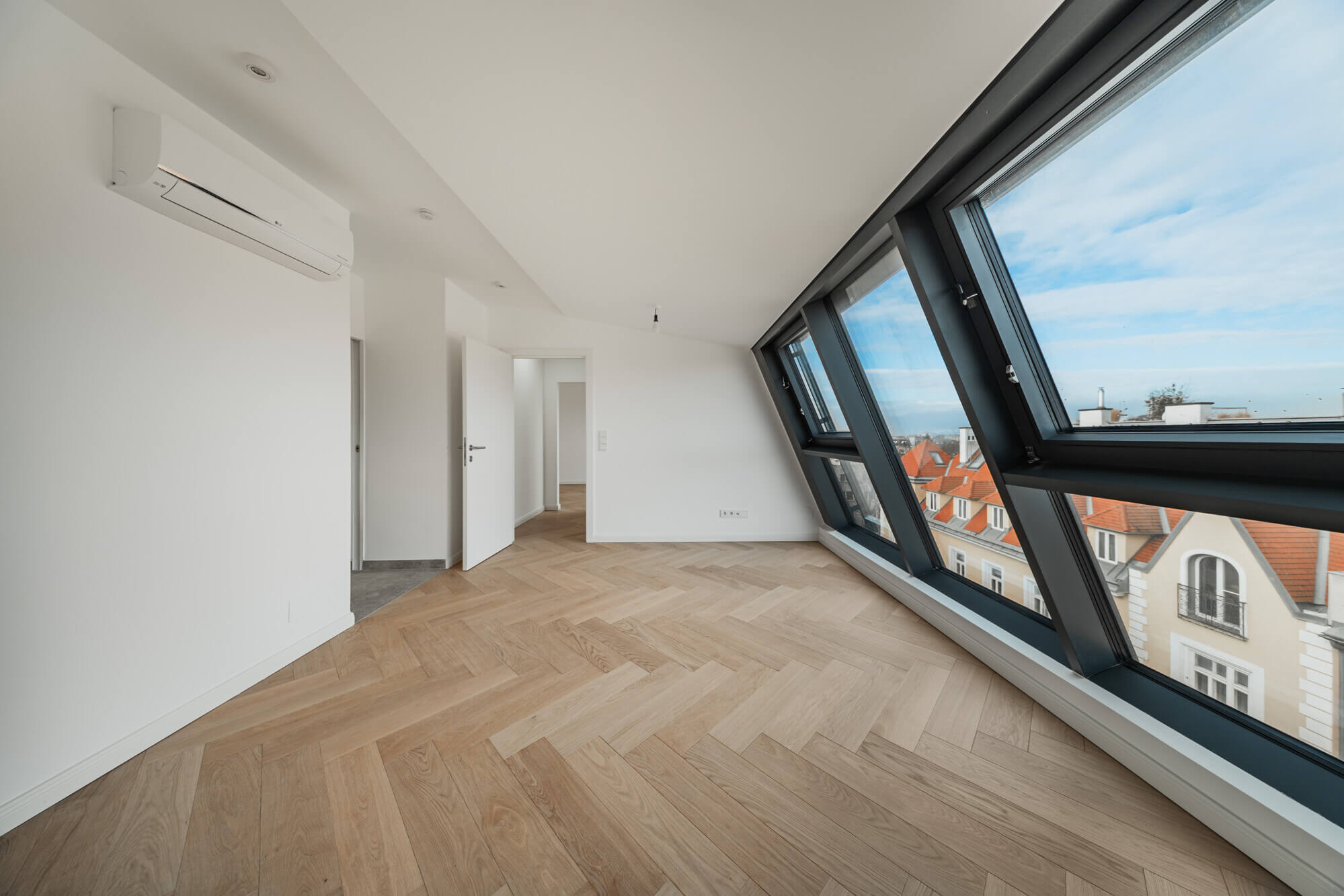 Neue Dachgeschoss Maisonette mit Terrasse nahe Schönbrunn