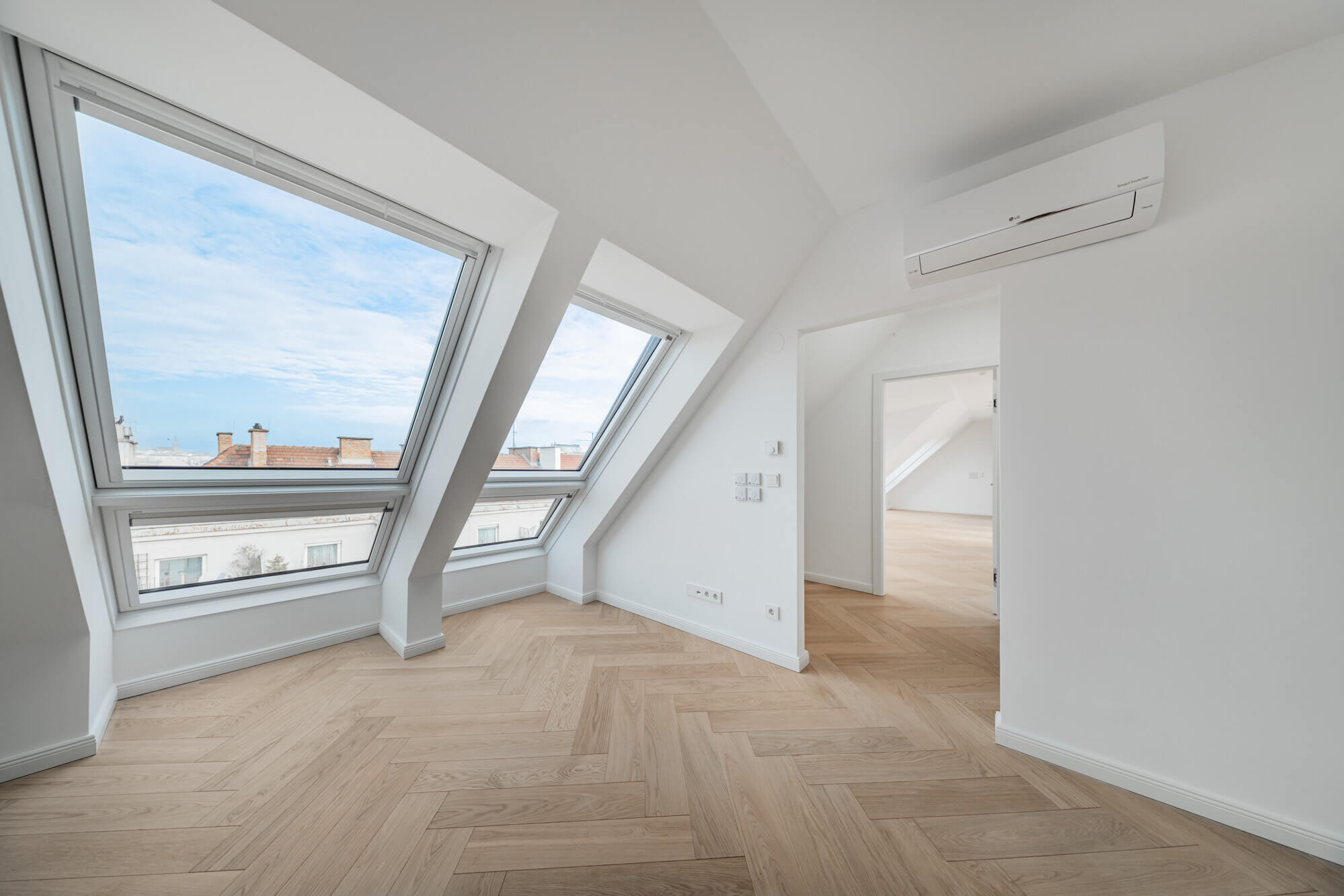 Neue Dachgeschoss Maisonette mit Terrasse nahe Schönbrunn