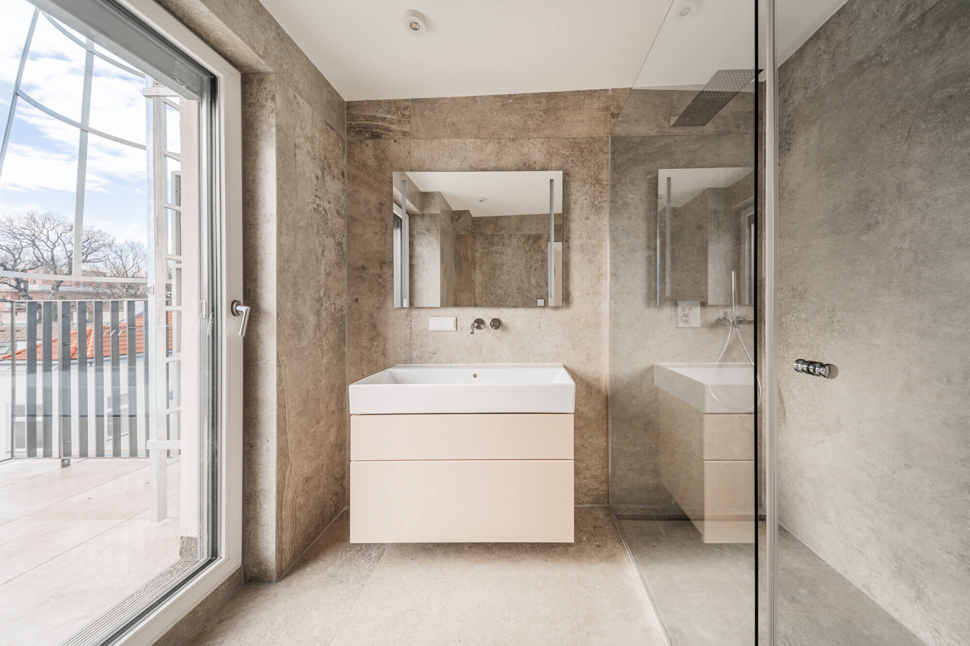 Neue Dachgeschoss Maisonette mit Terrasse nahe Schönbrunn