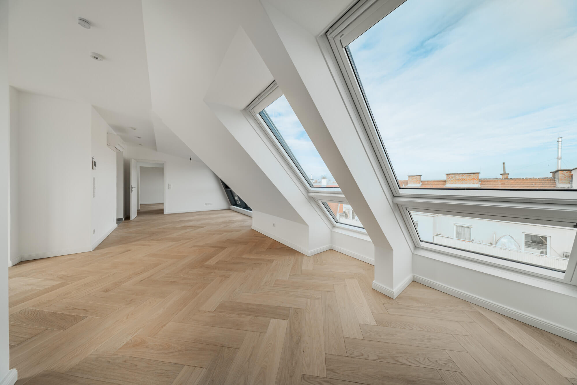 Neue Dachgeschoss Maisonette mit Terrasse nahe Schönbrunn