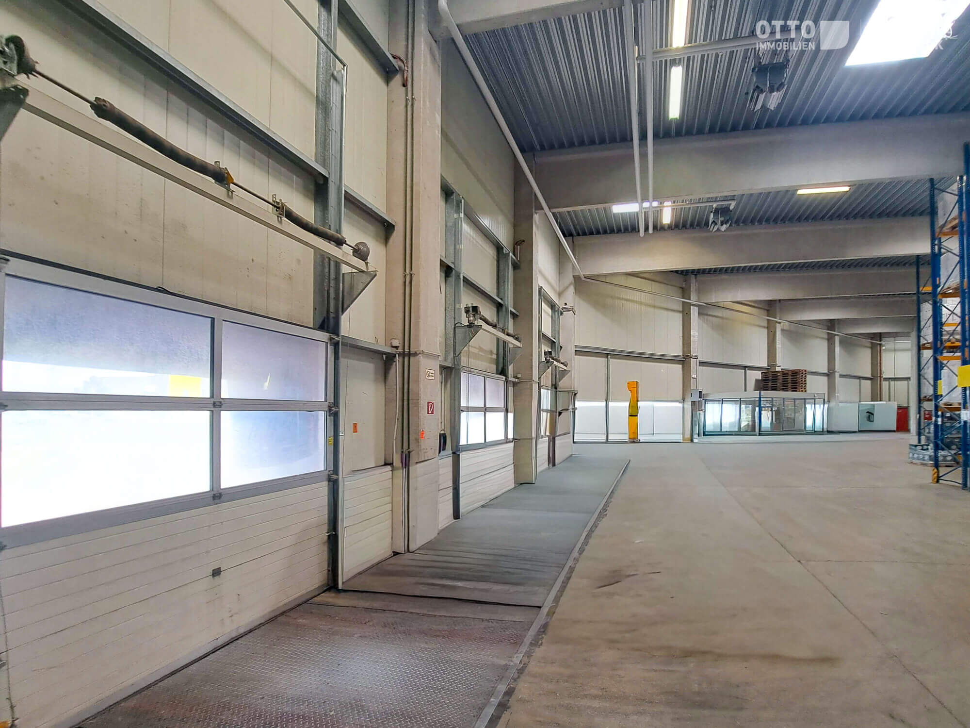 Individuelle Lager- und Büroflächen in idealer Lage