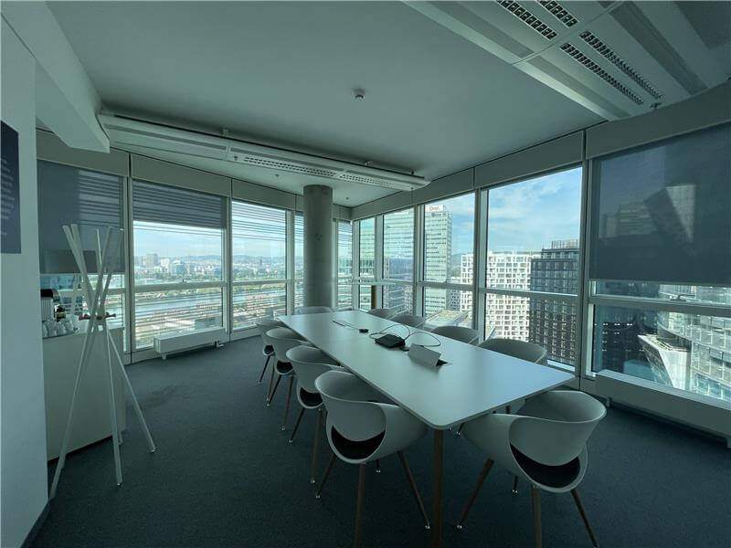 TECH GATE - Flexible office space in the tower