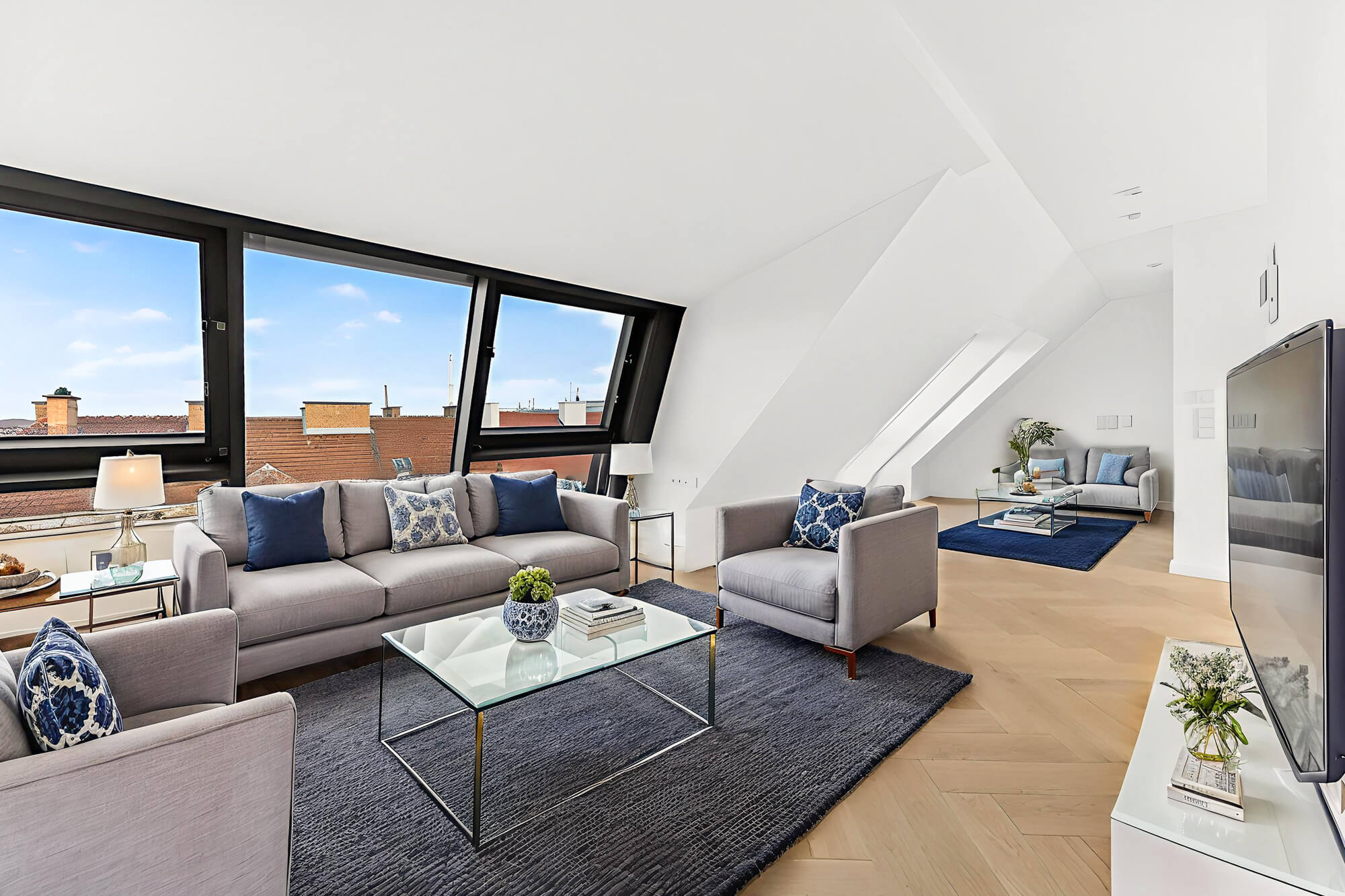 New duplex penthouse with terrace near Schönbrunn