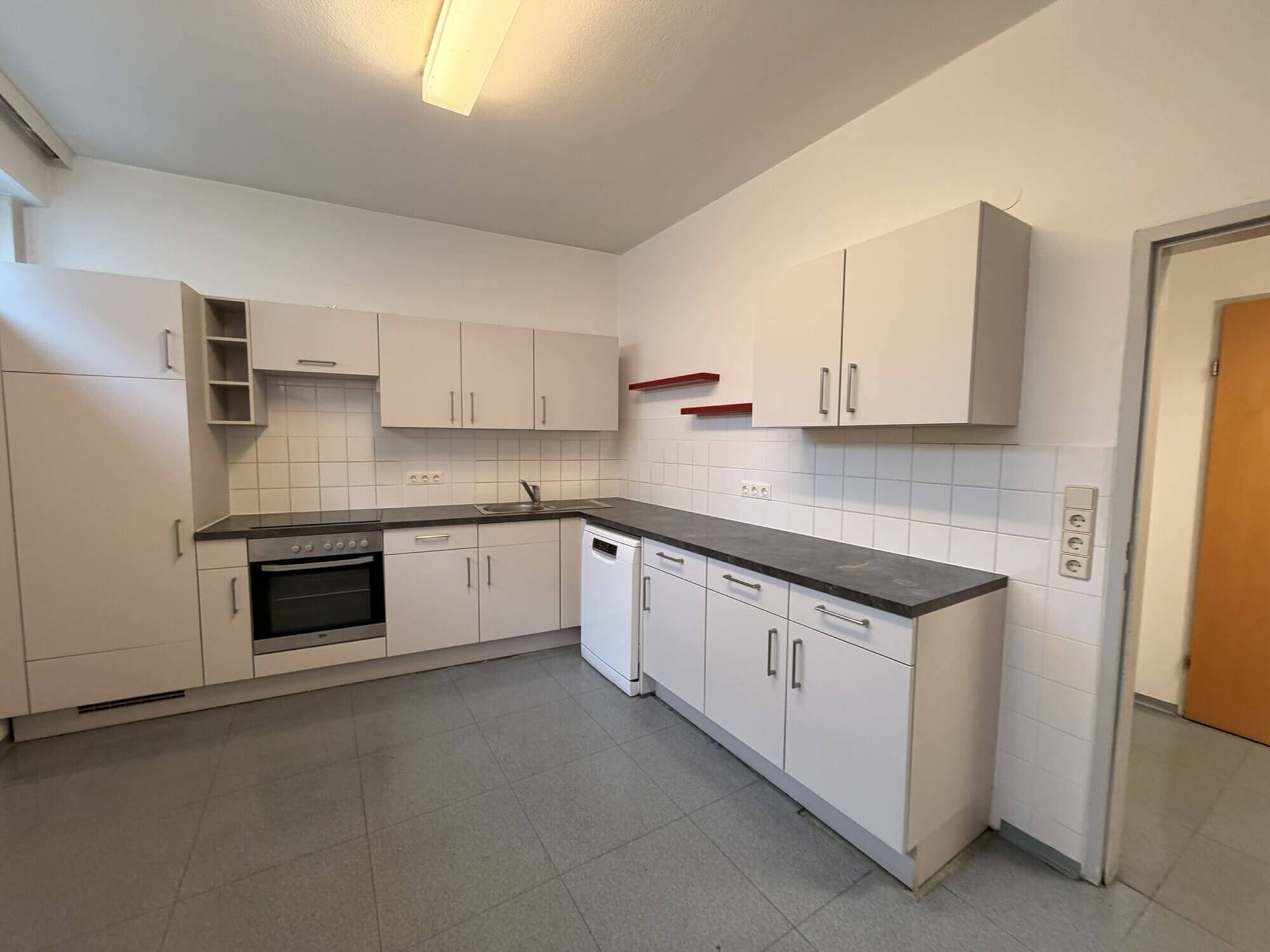 Gleich neben der U-Bahn Längenfeldgasse