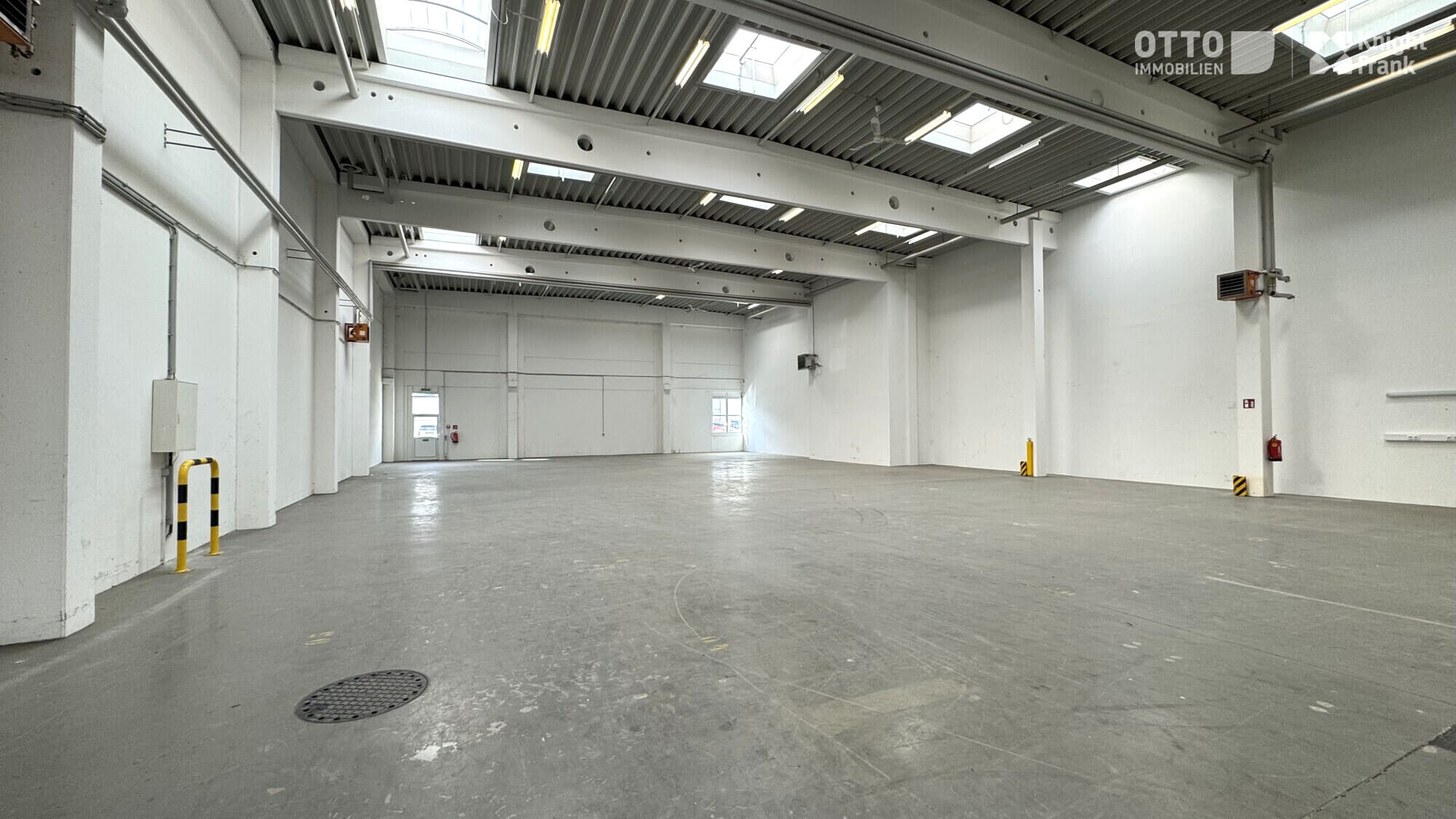 Moderne Lagerflächen an der S1