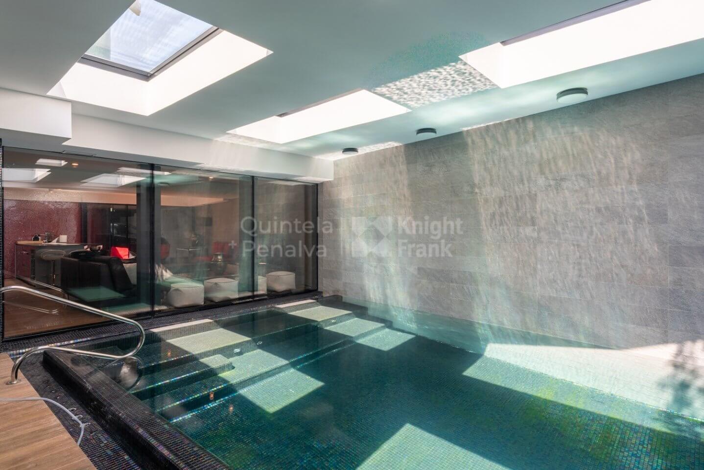 4 Schlafzimmer Villa mit Garten und Pool in Belém, Lissabon