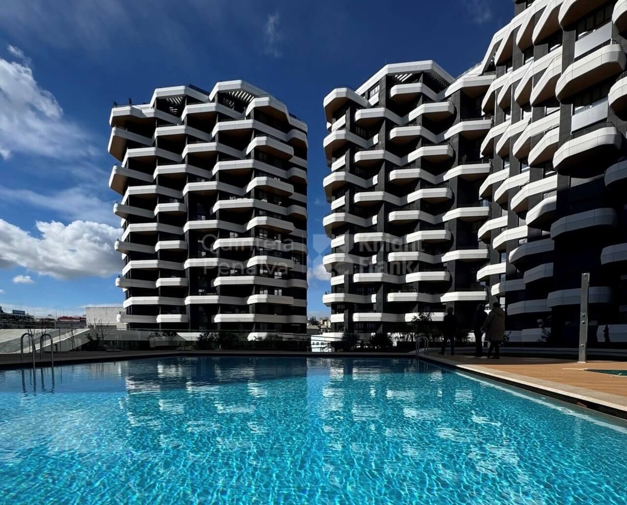 2-bedroom flat with river views in Parque das Nações