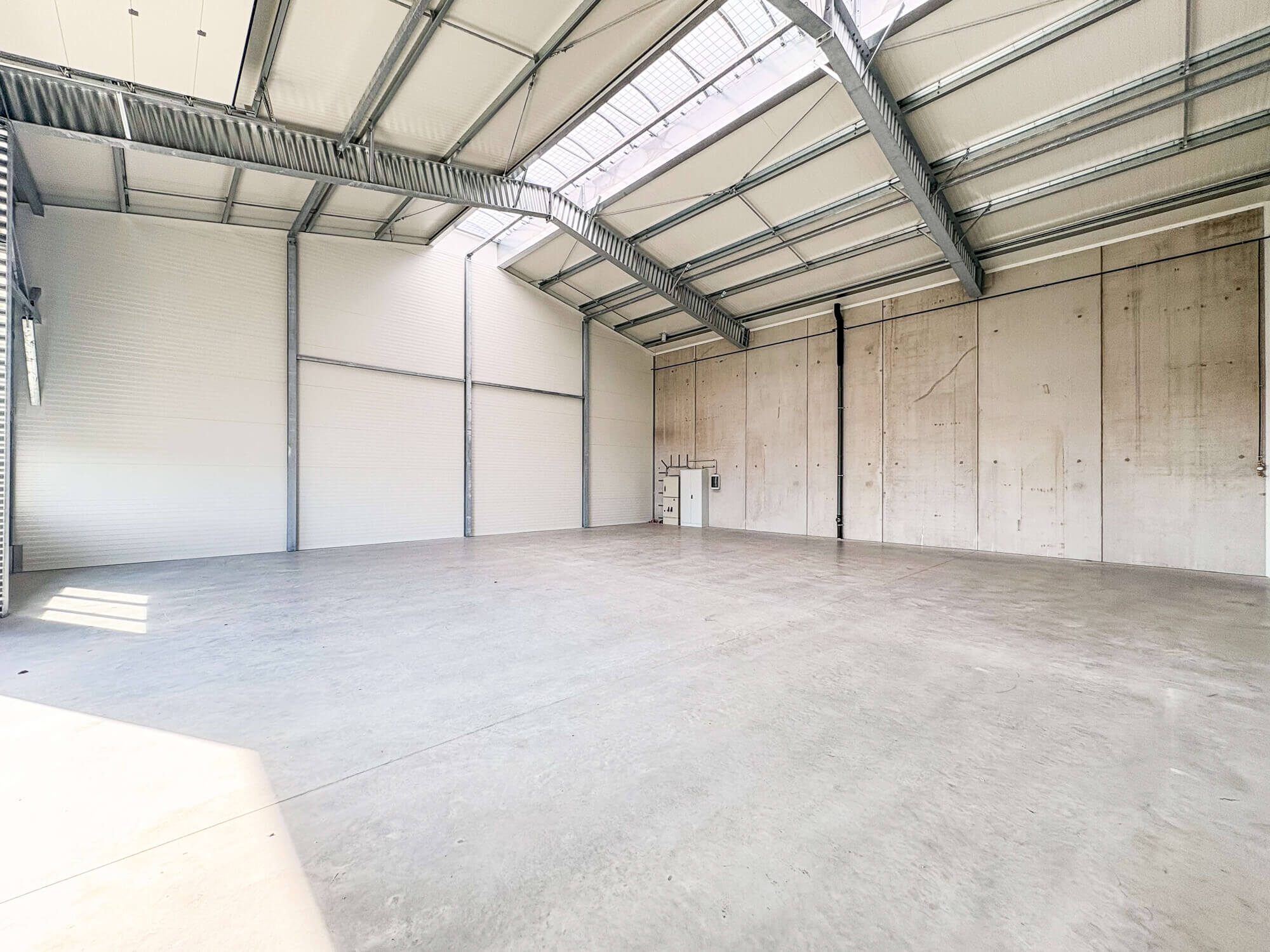 Newly built warehouses with office space