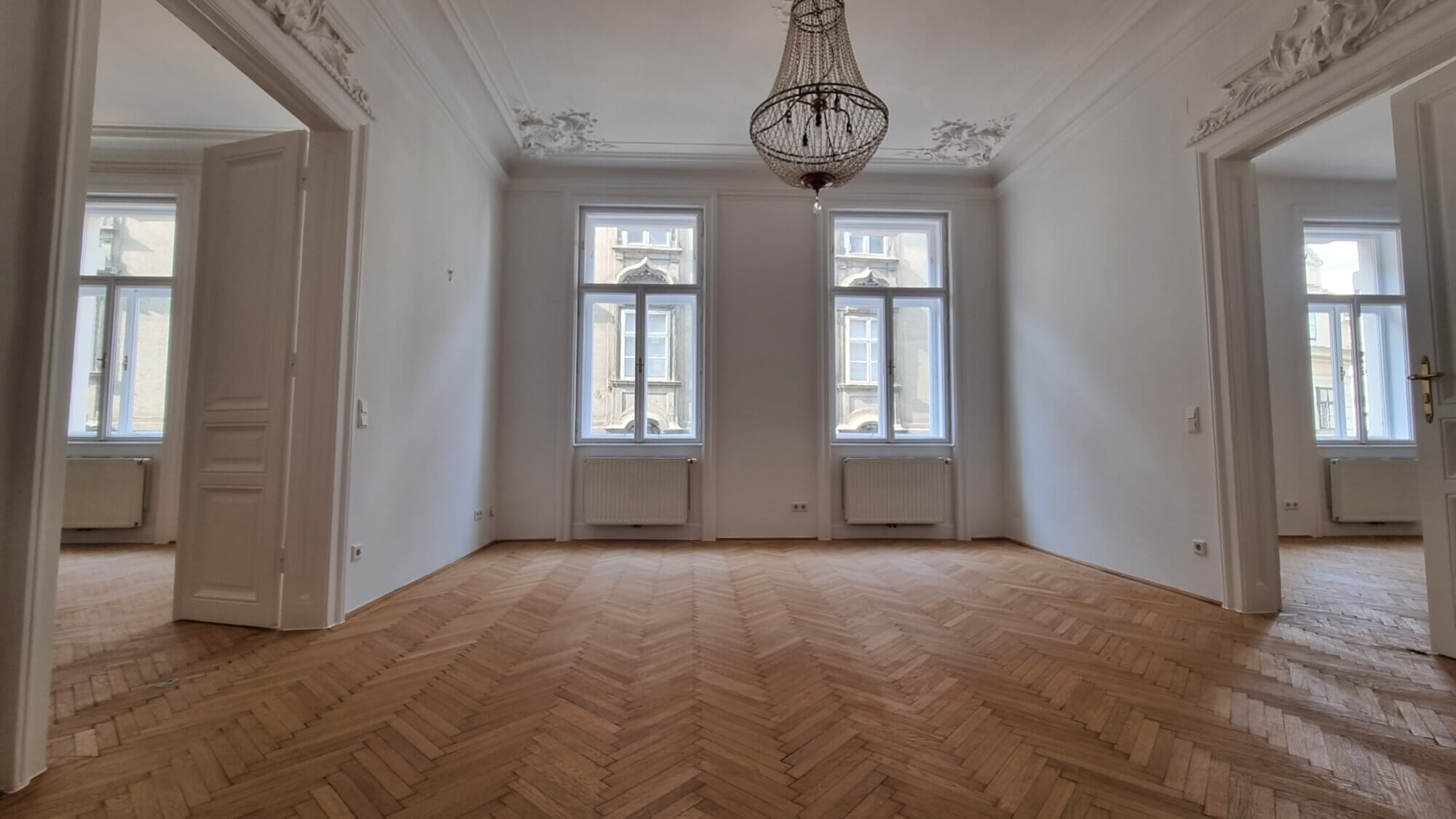 Klassischer Altbau, 5 Zimmer, Nähe Judenplatz