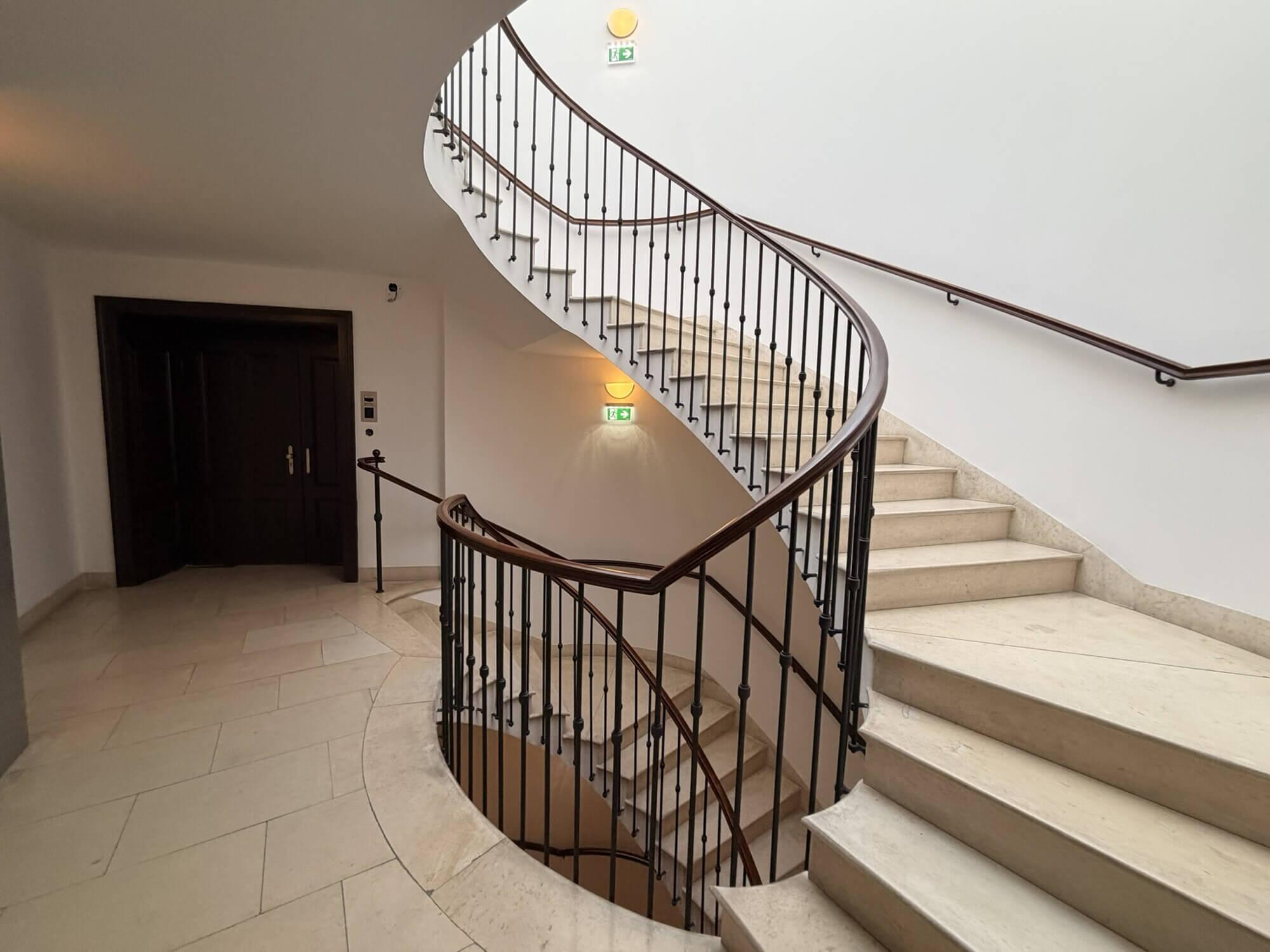 Stilvolle City-Büros im sanierten Wiener Altbau