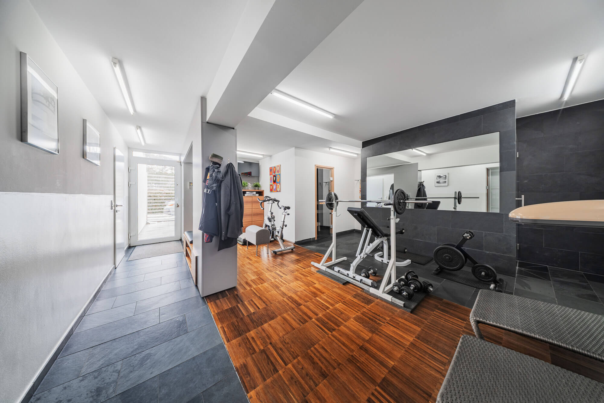 Doppelhaus mit Terrasse und Garten