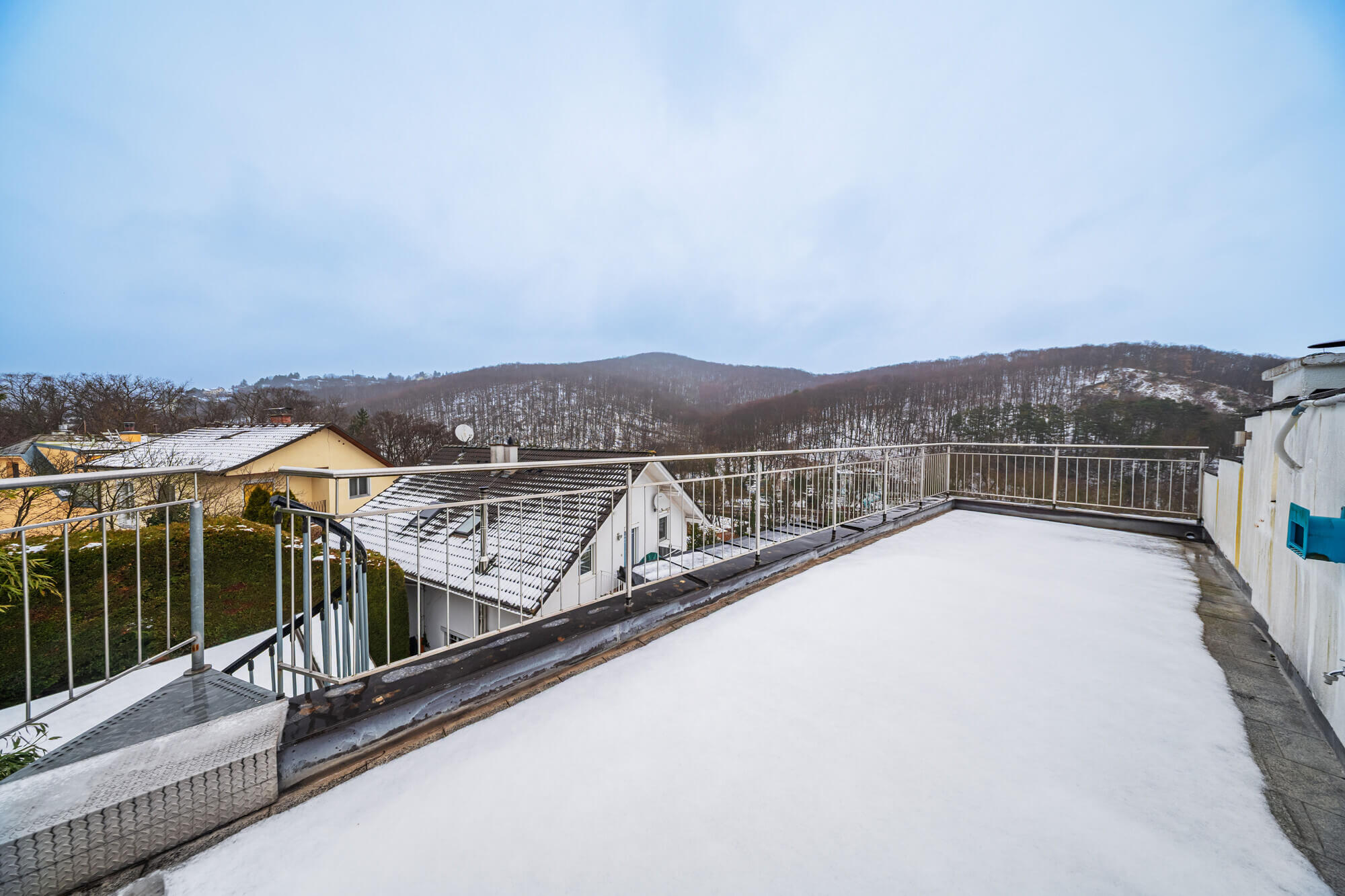 Doppelhaus mit Terrasse und Garten