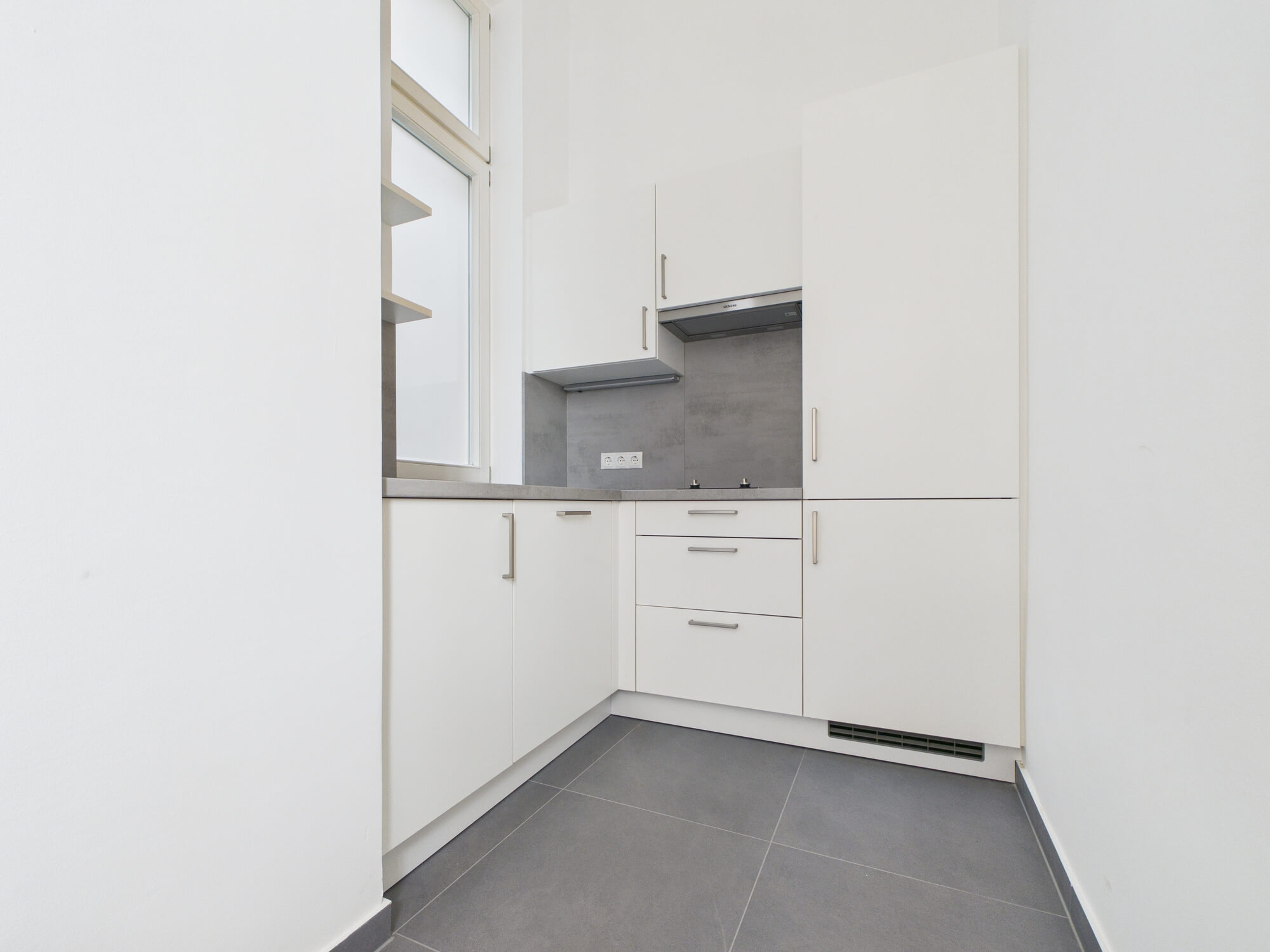 Altbaubüro Nahe Schwarzenbergplatz