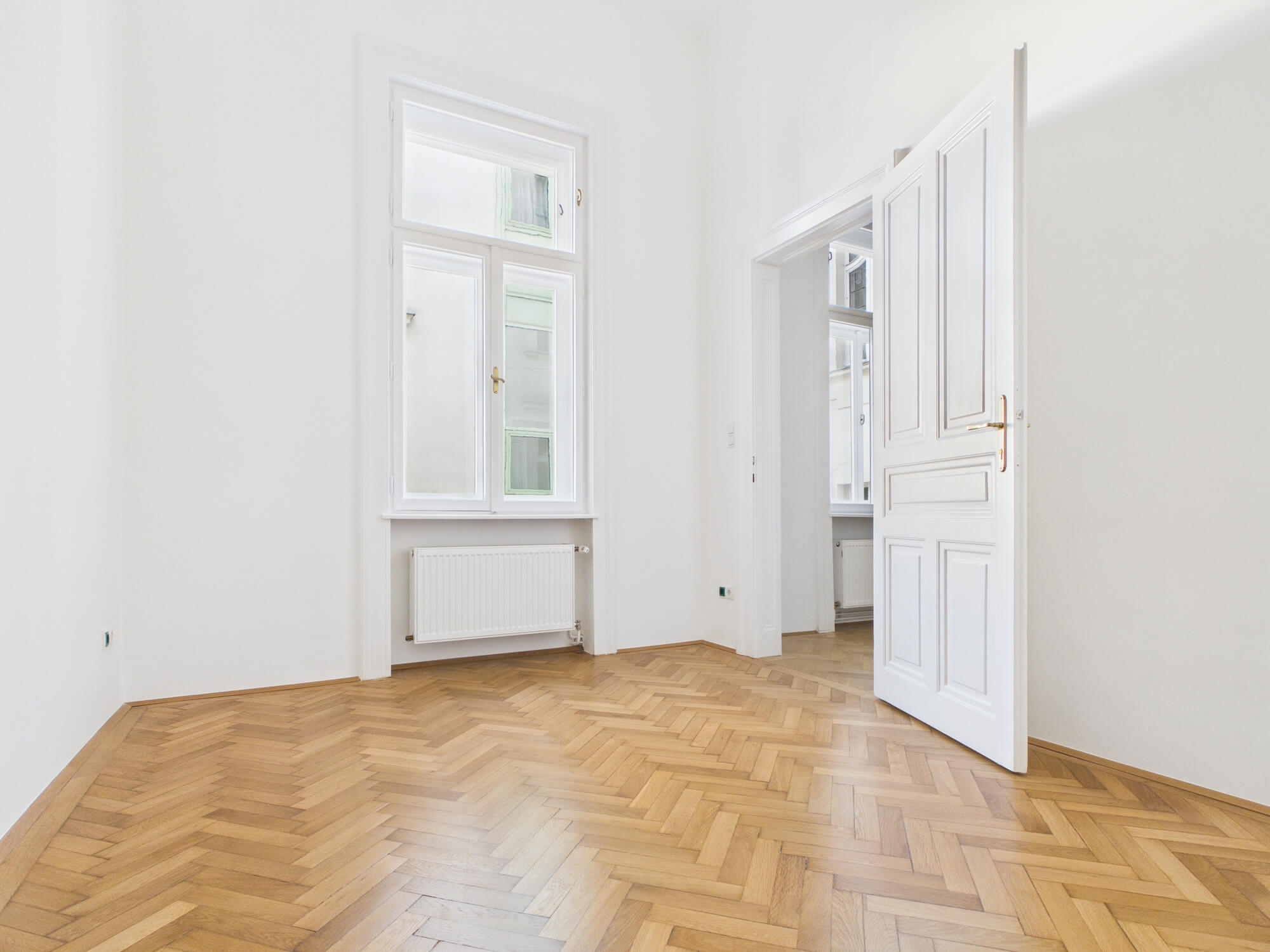 Altbaubüro Nahe Schwarzenbergplatz