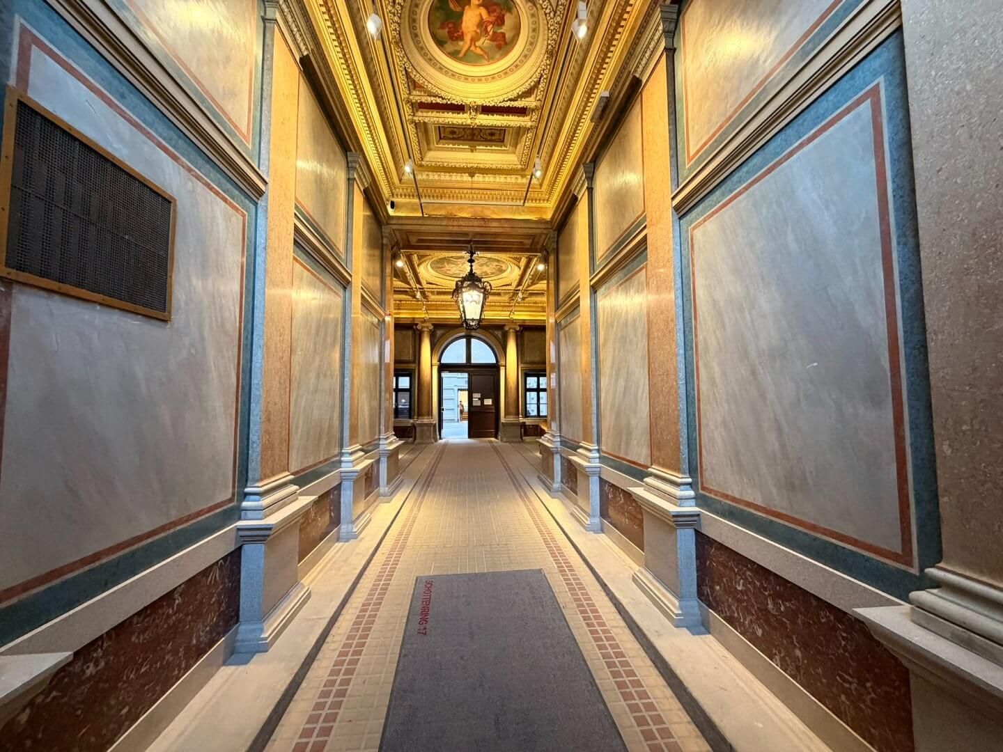 Repräsentatives Altbaubüro am Schottenring – Klimatisiert mit Blick auf die Börse