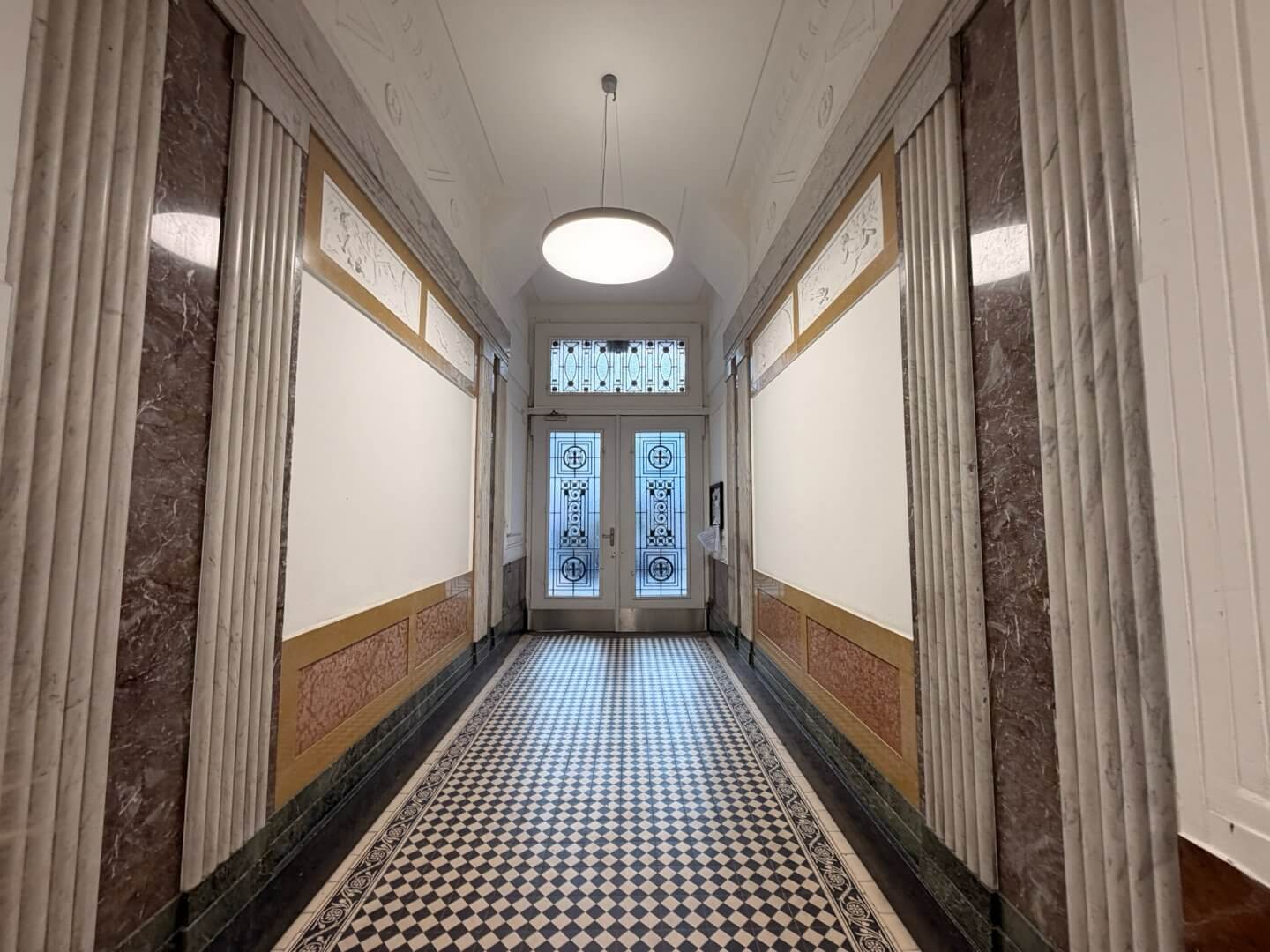 Repräsentative Altbau-Bürofläche in Top-Lage der Mariahilfer Straße