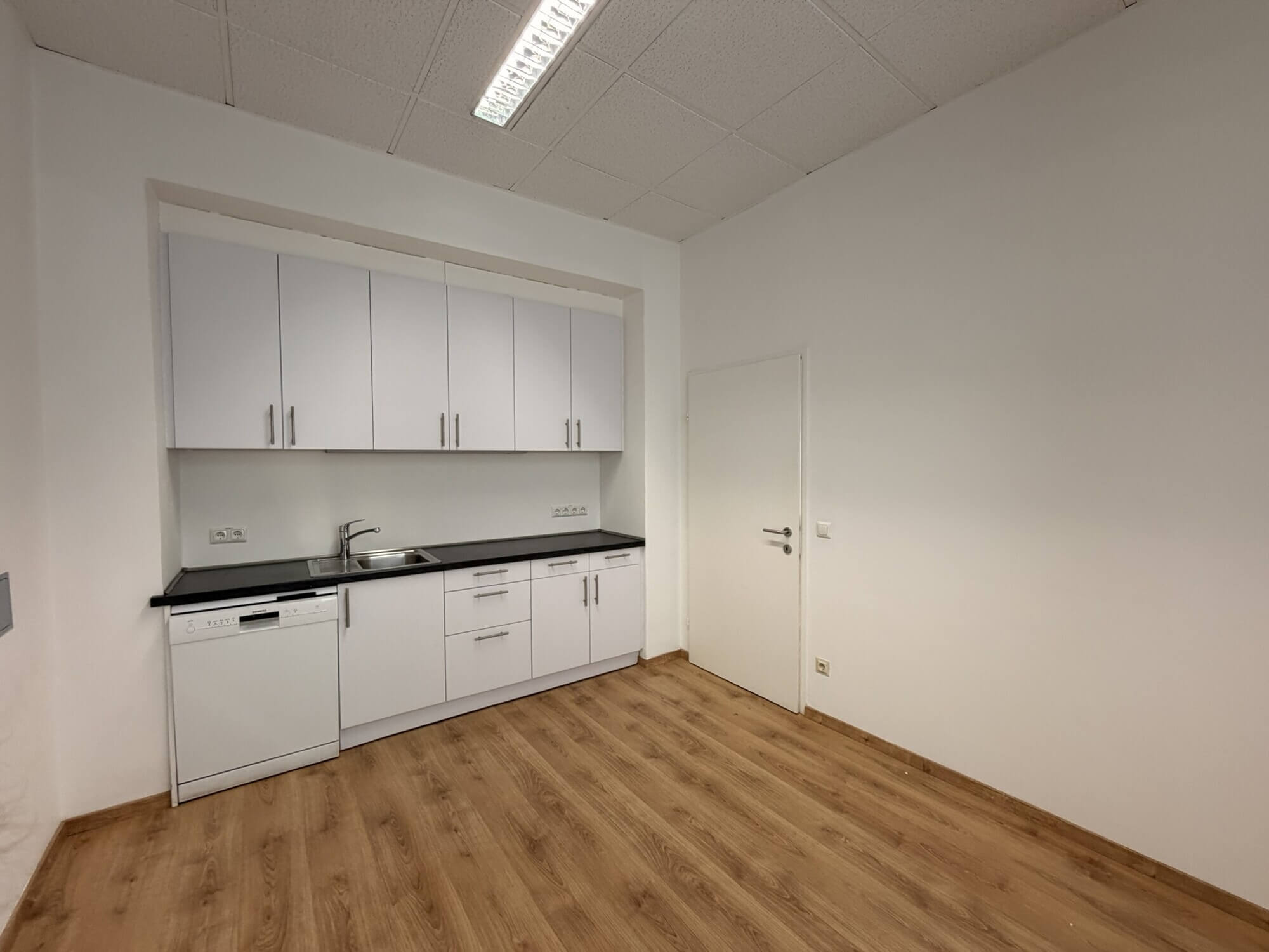Repräsentative Altbau-Bürofläche in Top-Lage der Mariahilfer Straße