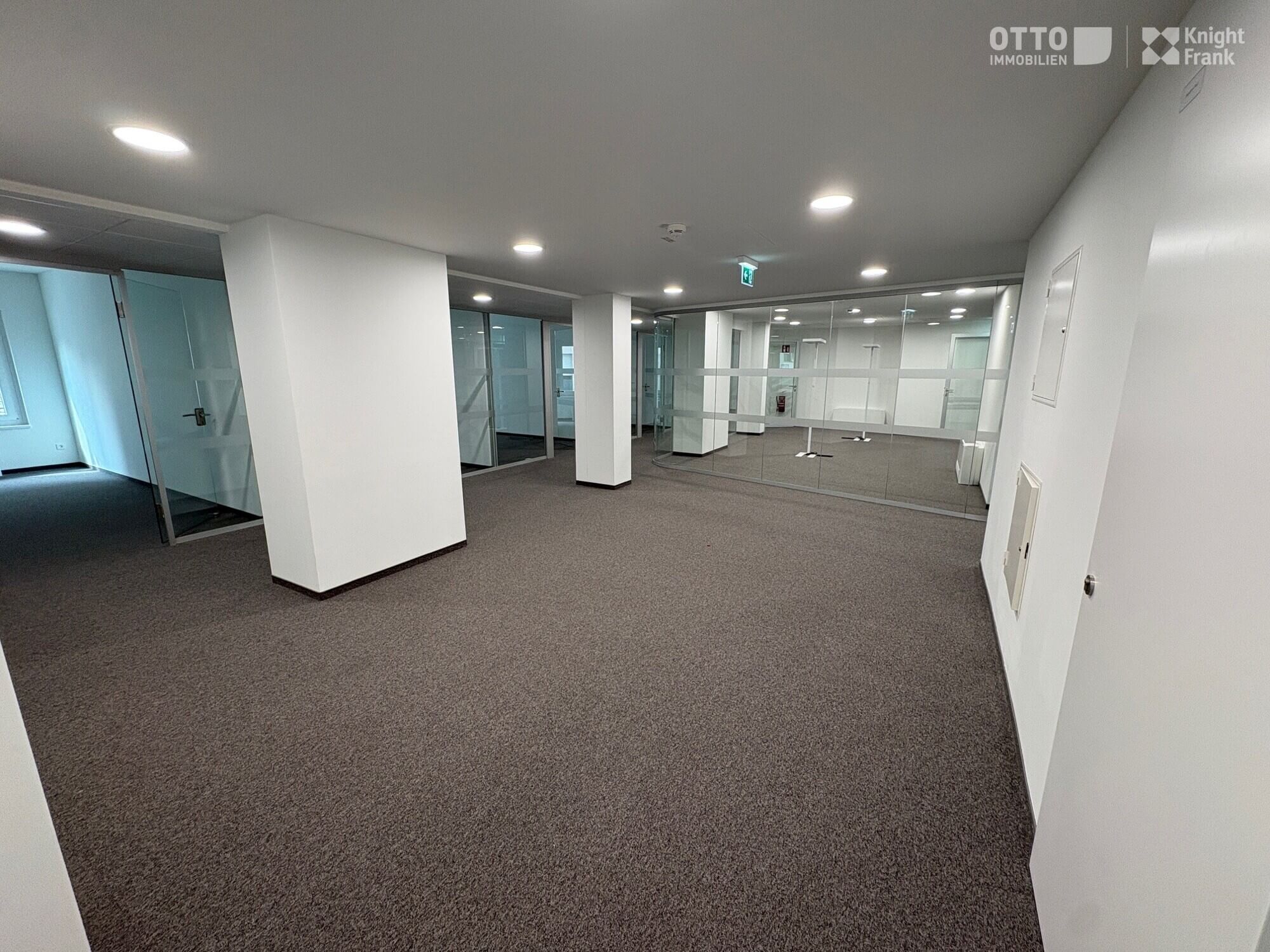 Moderne Büros an der Lassallestraße