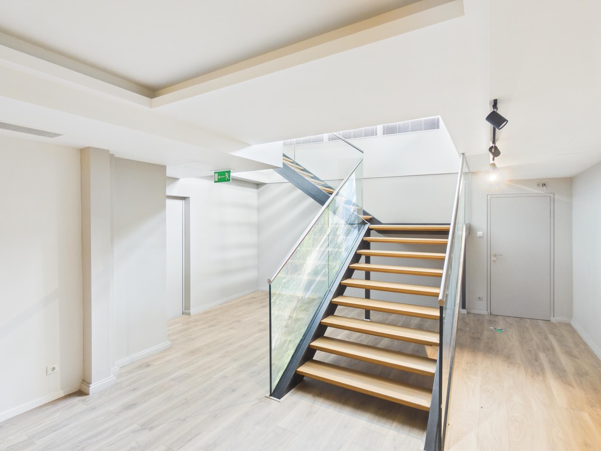 Eck-Geschäftsfläche Nähe Schwedenplatz