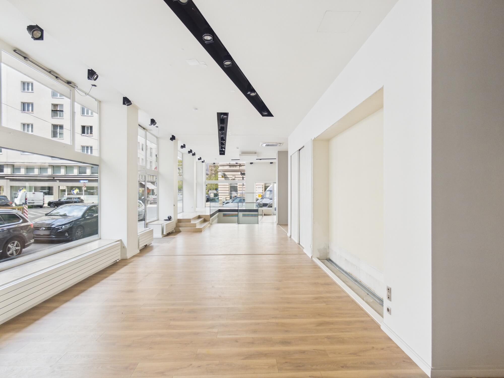 Eck-Geschäftsfläche Nähe Schwedenplatz