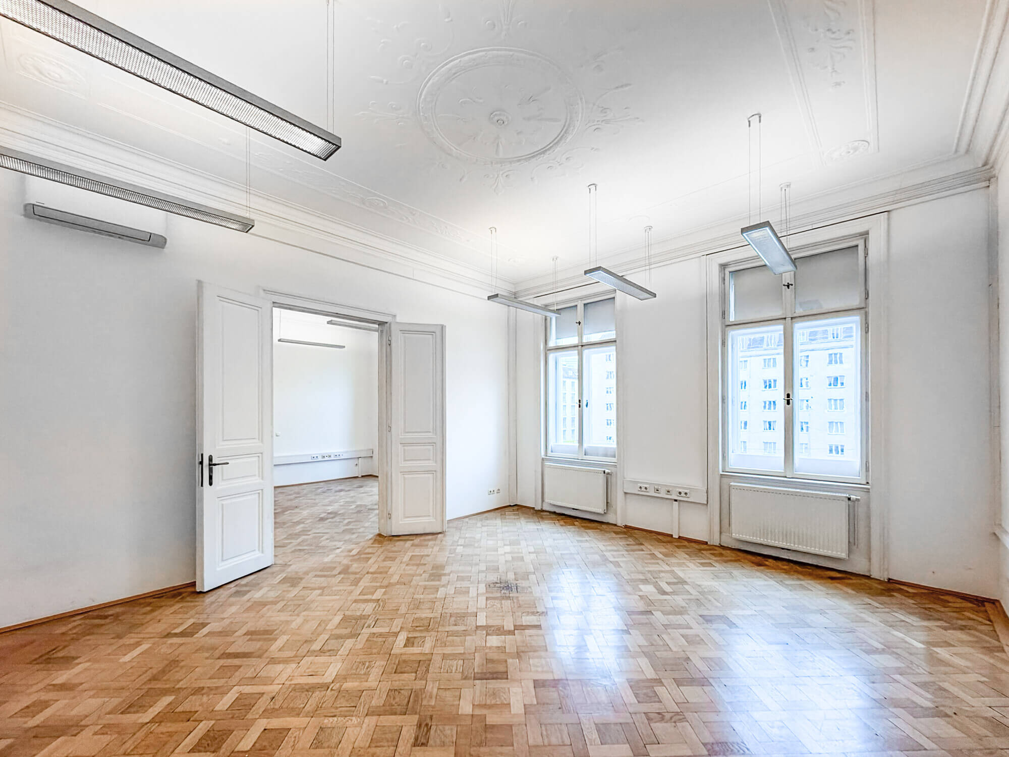 Altbaubüro direkt am Naschmarkt