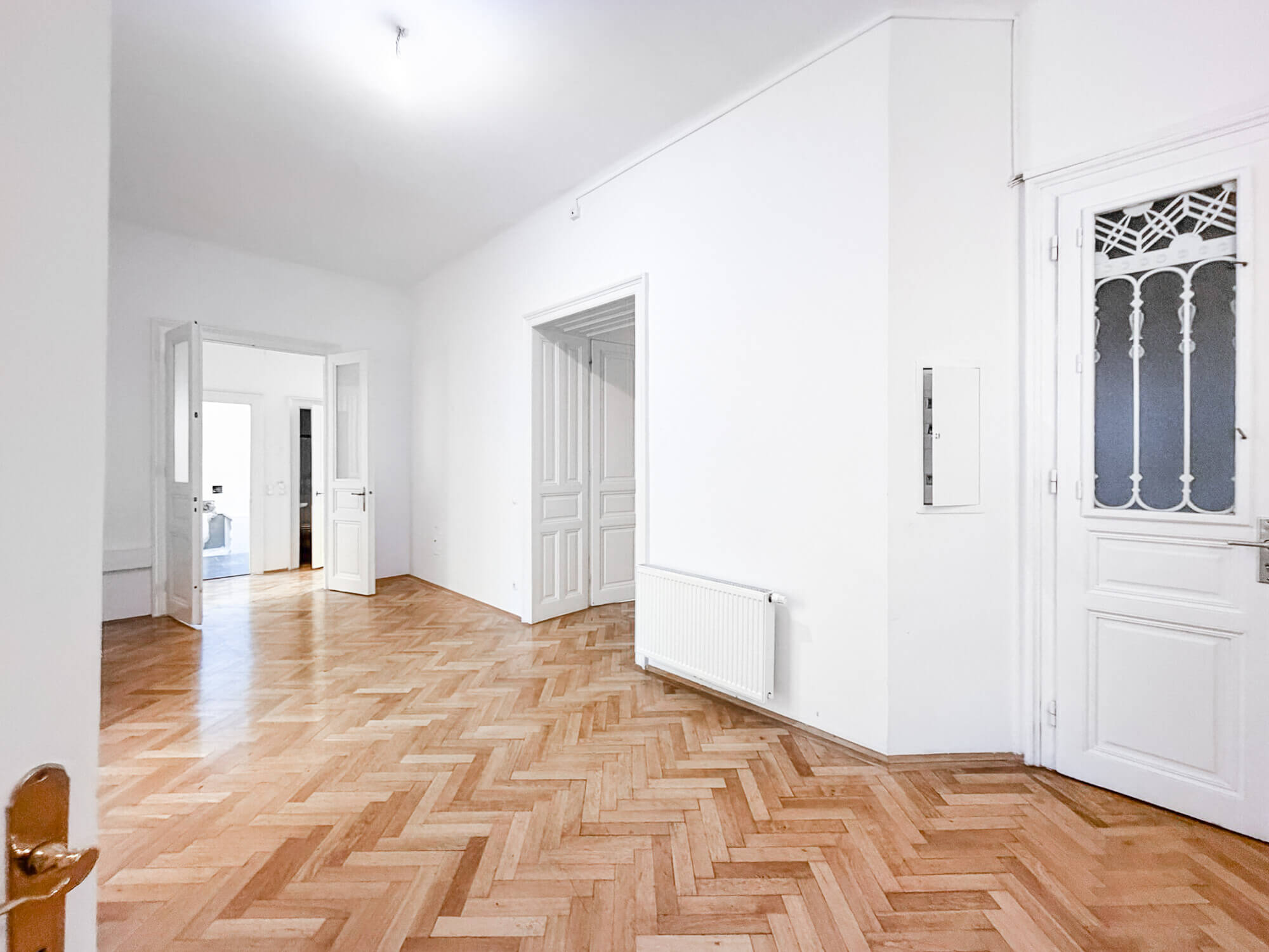 Altbaubüro direkt am Naschmarkt