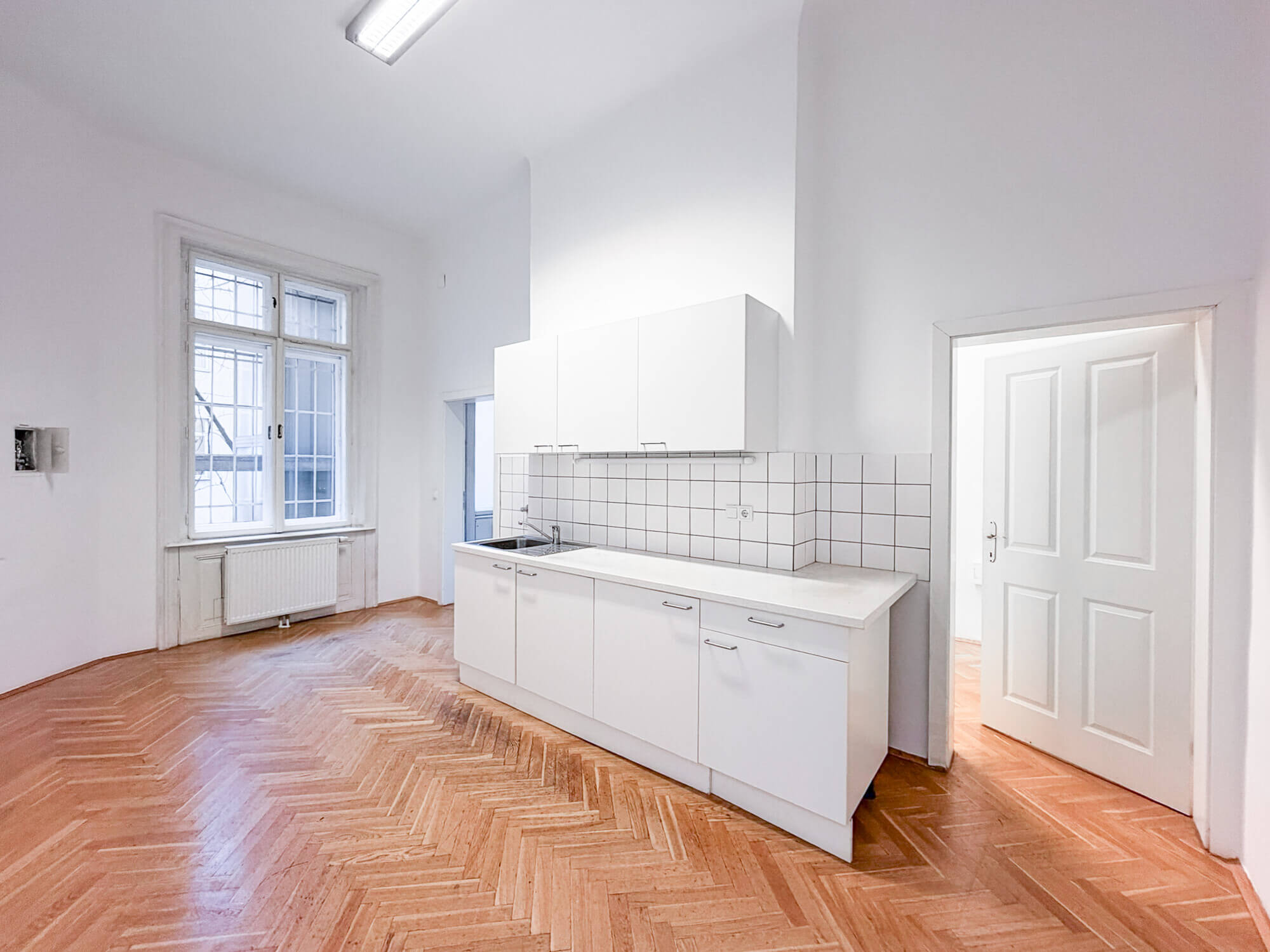 Altbaubüro direkt am Naschmarkt