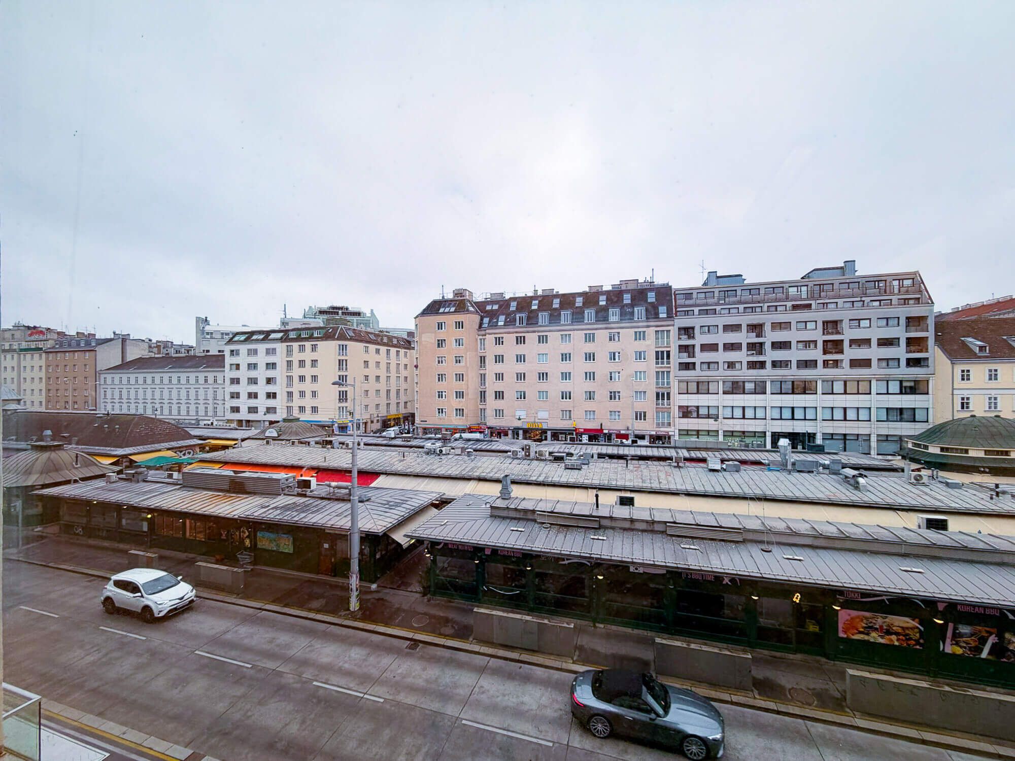 Altbaubüro direkt am Naschmarkt