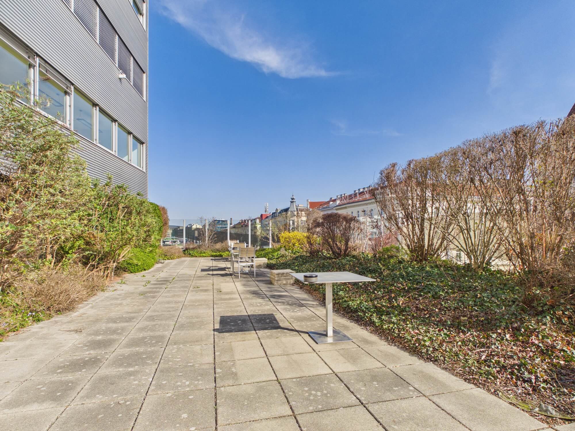 U4-Center | Sofort beziehbar mit perfekter U-Bahnanbindung | Büro in 1120 Wien