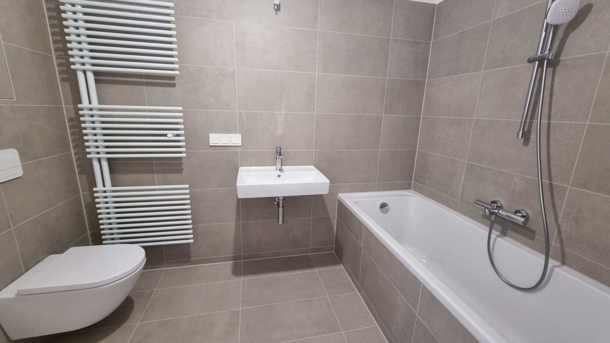 Erstbezug im Village, 2 Zimmer mit Balkon zur Miete