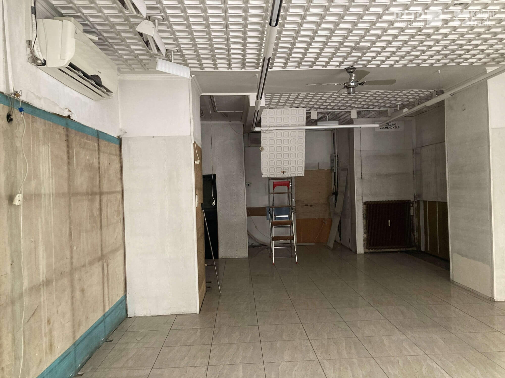 Prestigious commercial space in a prime location