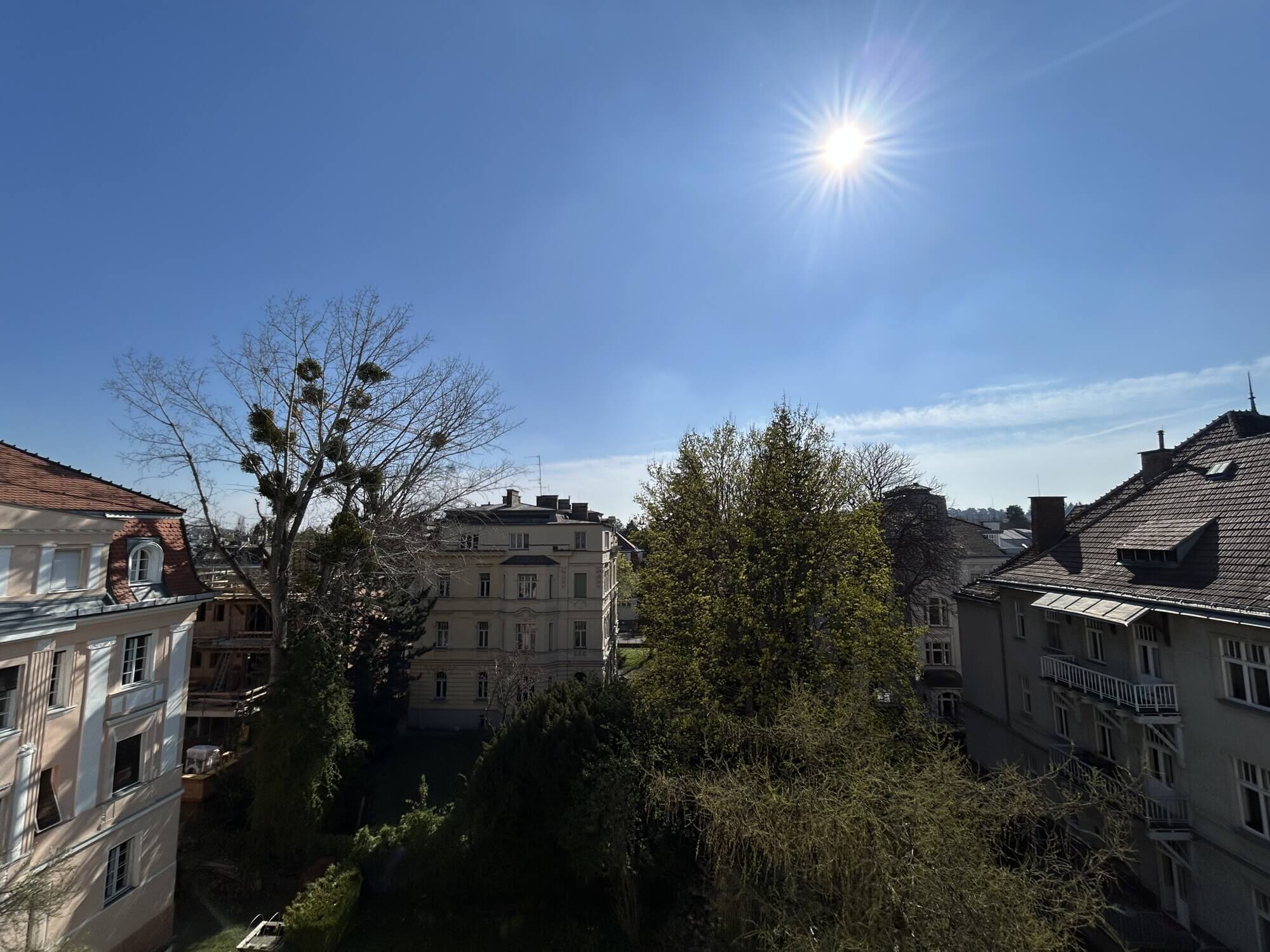 4-room period apartment in an Art Nouveau villa