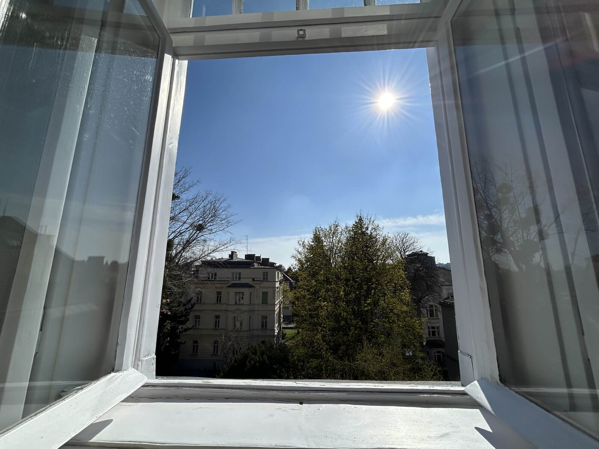4-room period apartment in an Art Nouveau villa