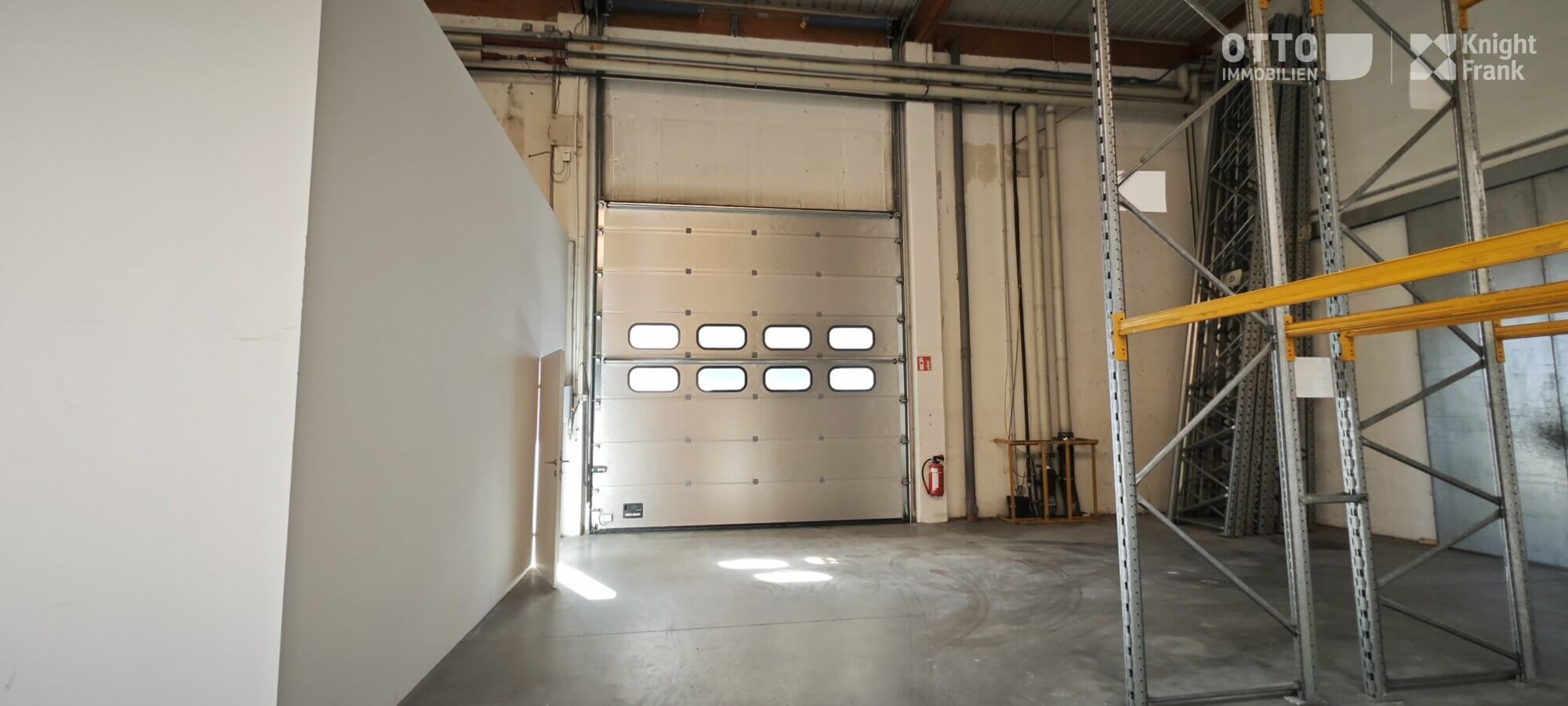 Lagerhalle und kleines Büro in zentrale Lage