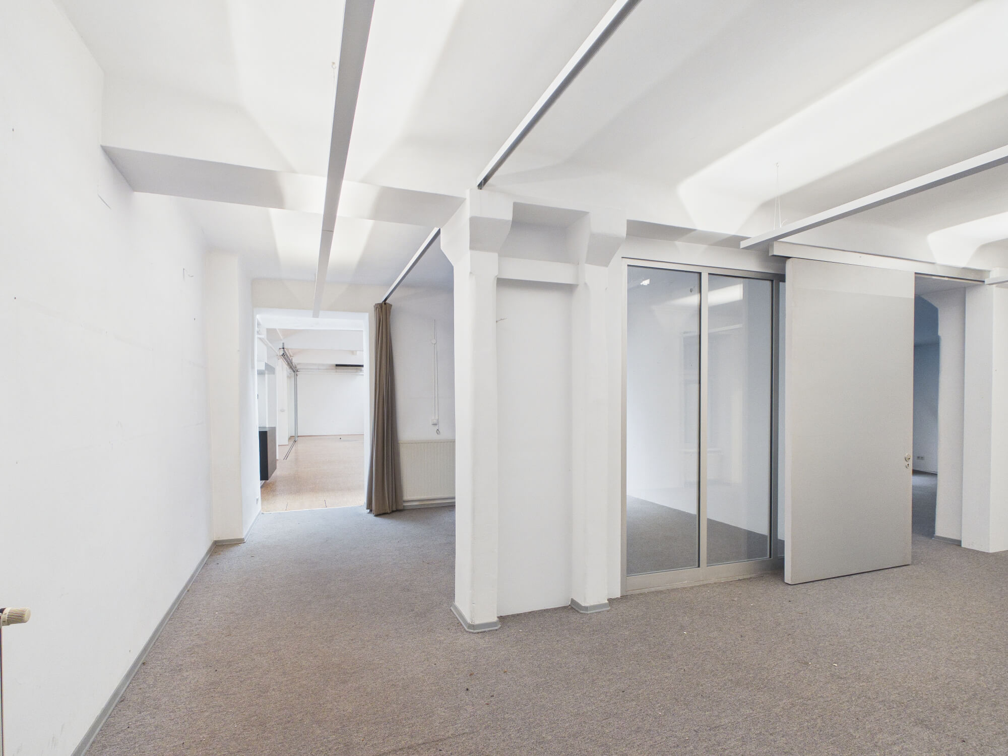 Großzügiges Geschäftslokal in zentraler Lage