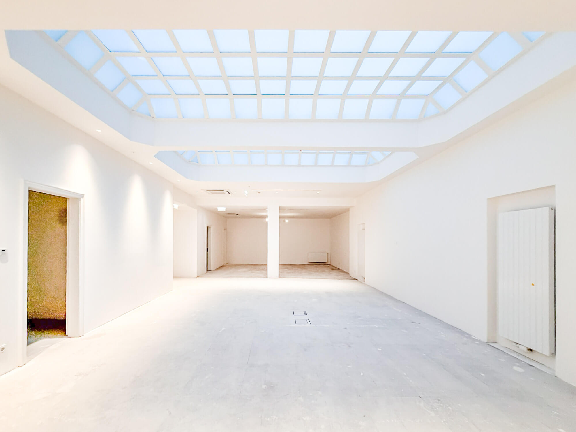 Stylish city offices in a renovated old building in Vienna