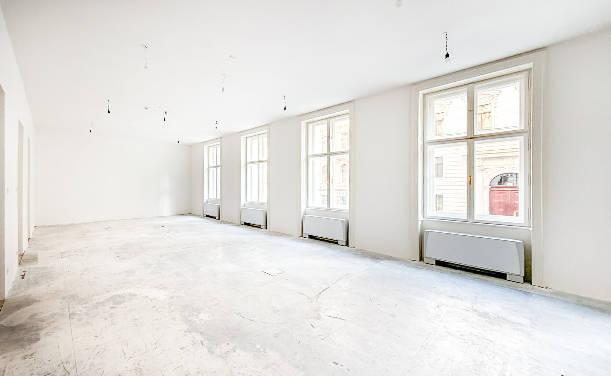 Stylish city offices in a renovated old building in Vienna