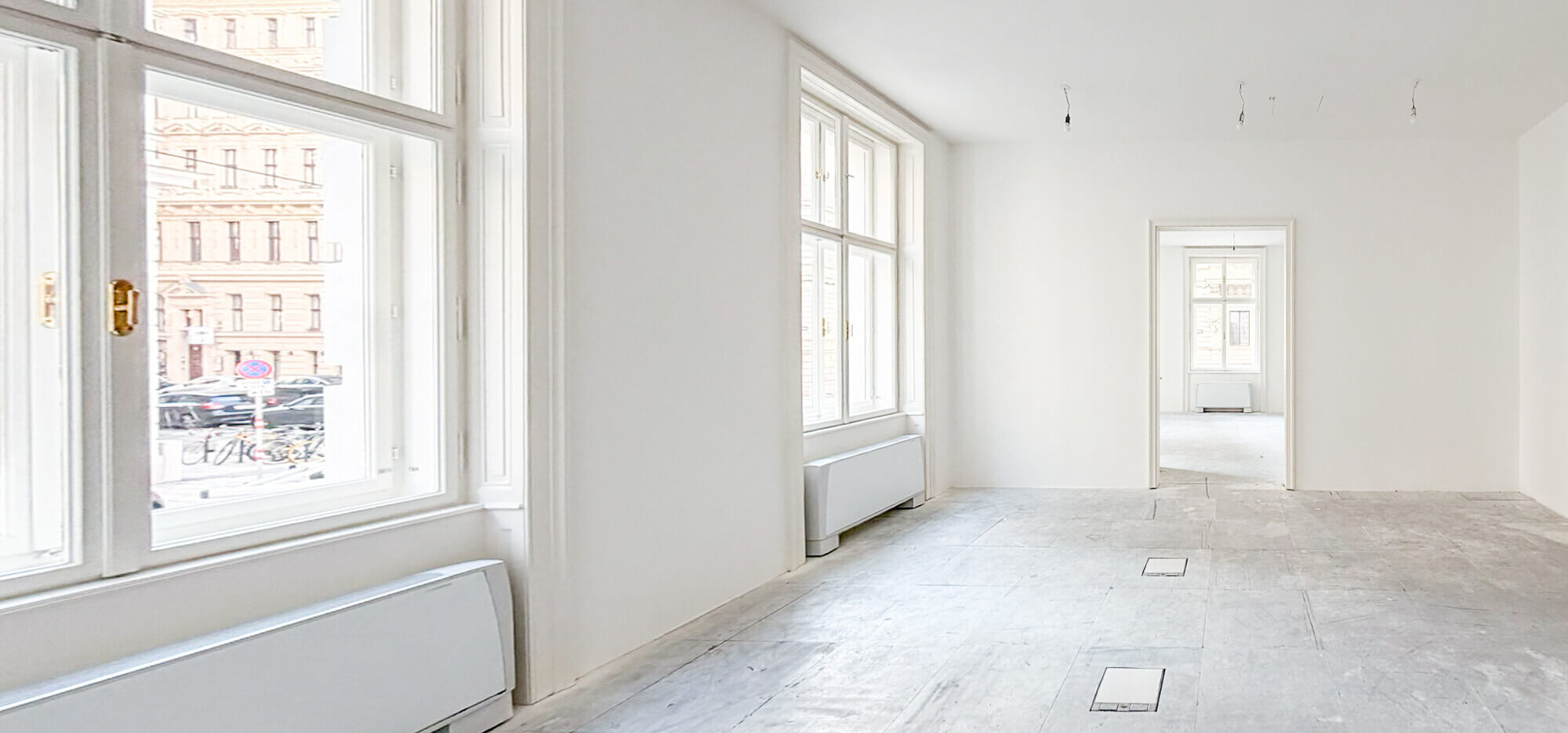 Stylish city offices in a renovated old building in Vienna