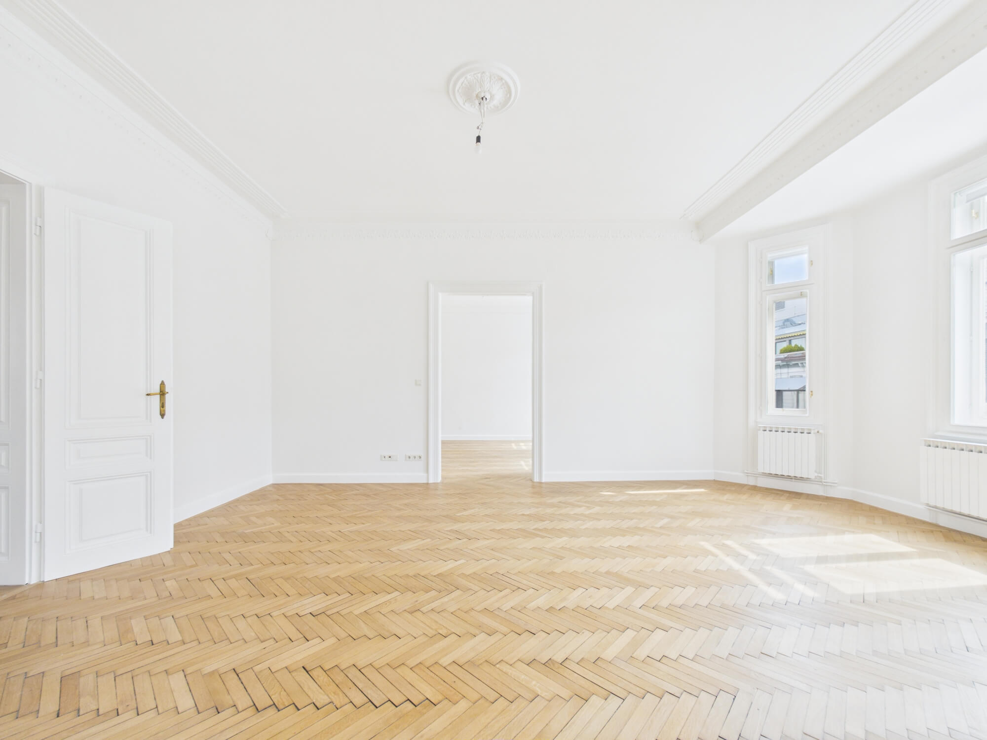 Peaceful apartement in a traditional building near Theresianum school