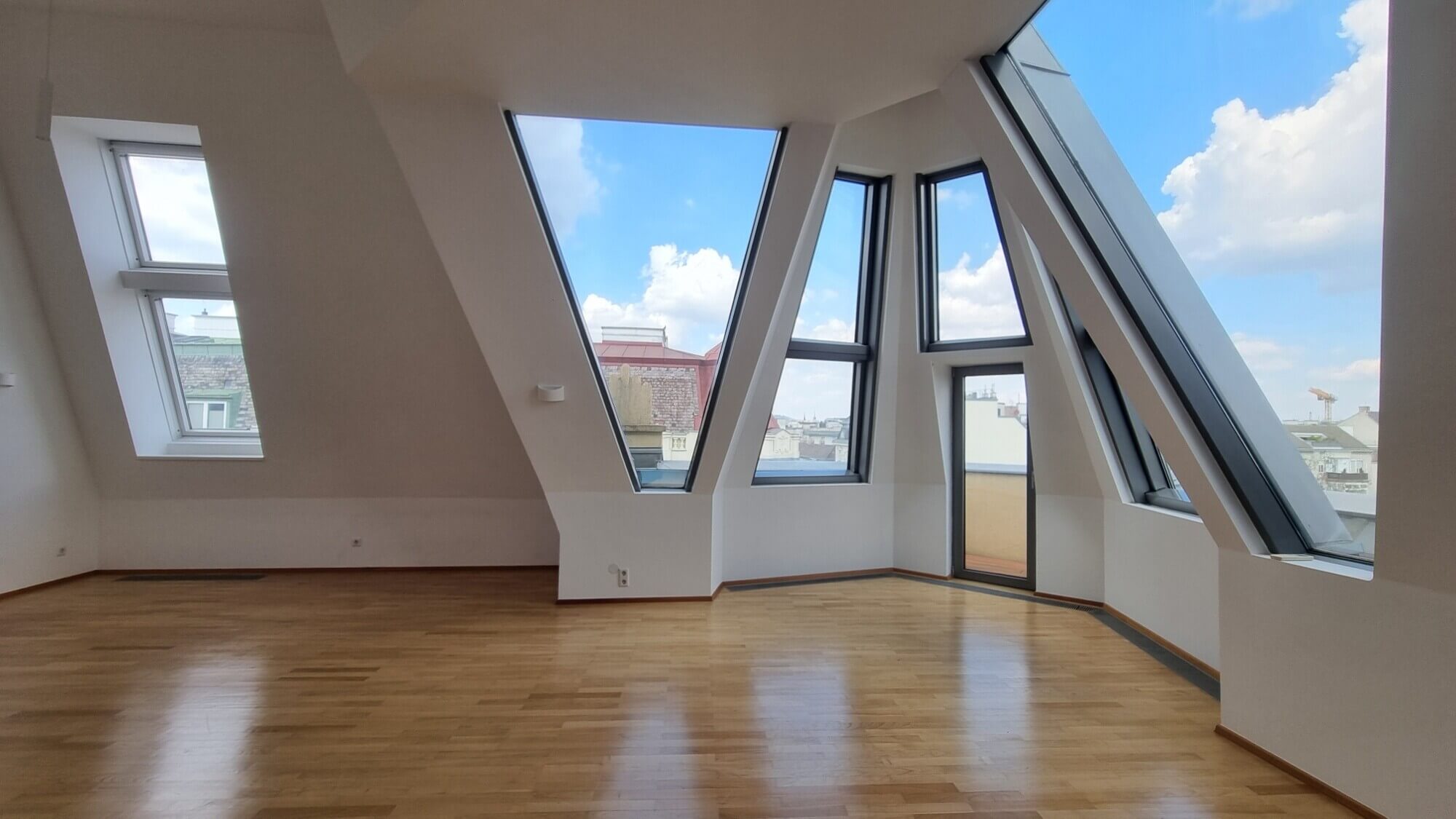 Dachgeschoß Maisonette mit zwei Terrassen