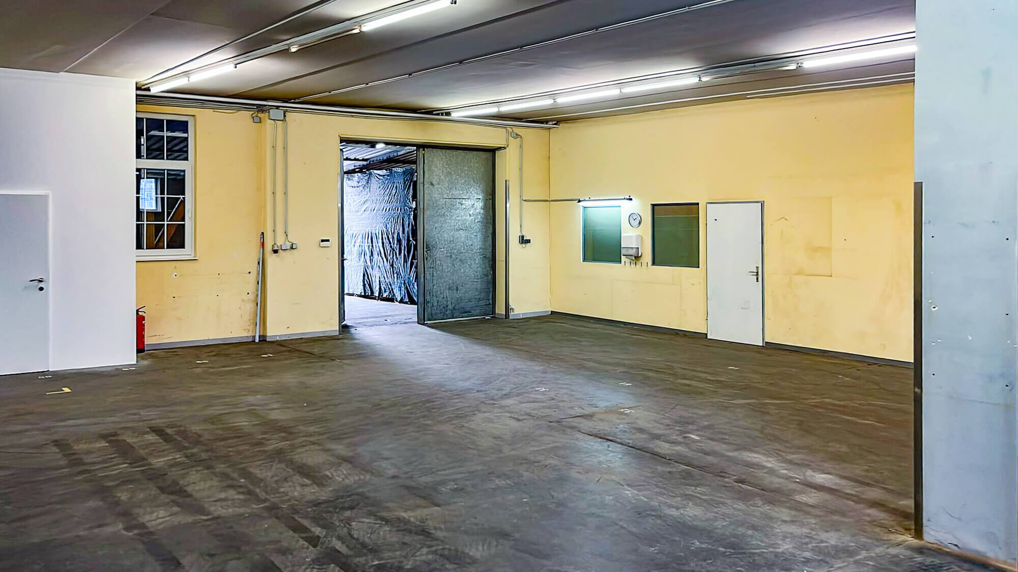 Gewerbeeinheit mit Lager