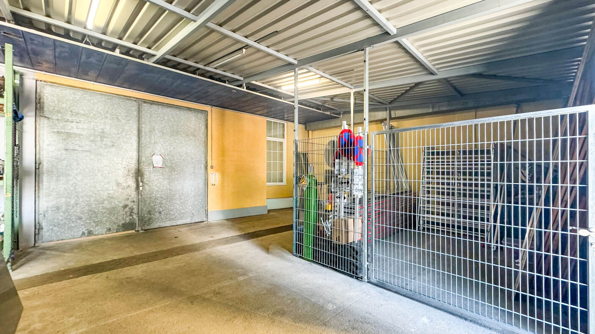 Gewerbeeinheit mit Lager