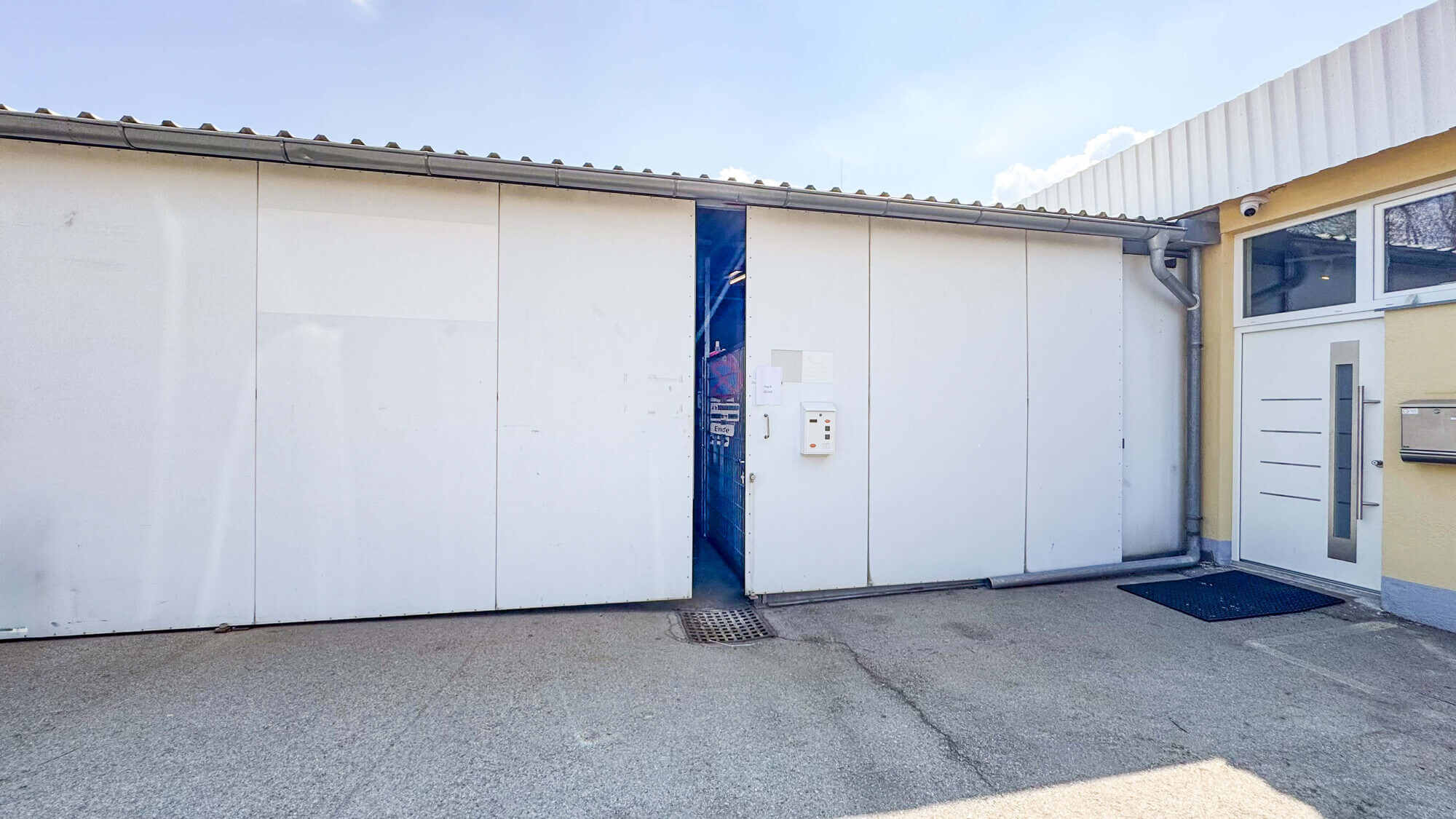 Gewerbeeinheit mit Lager